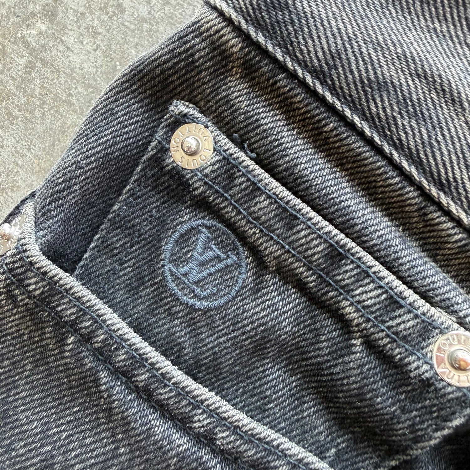 34x34 Louis Vuitton Black Denim