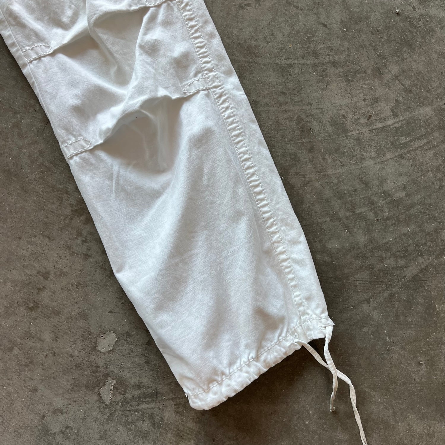 34x34 White True Religion Cargo Pants