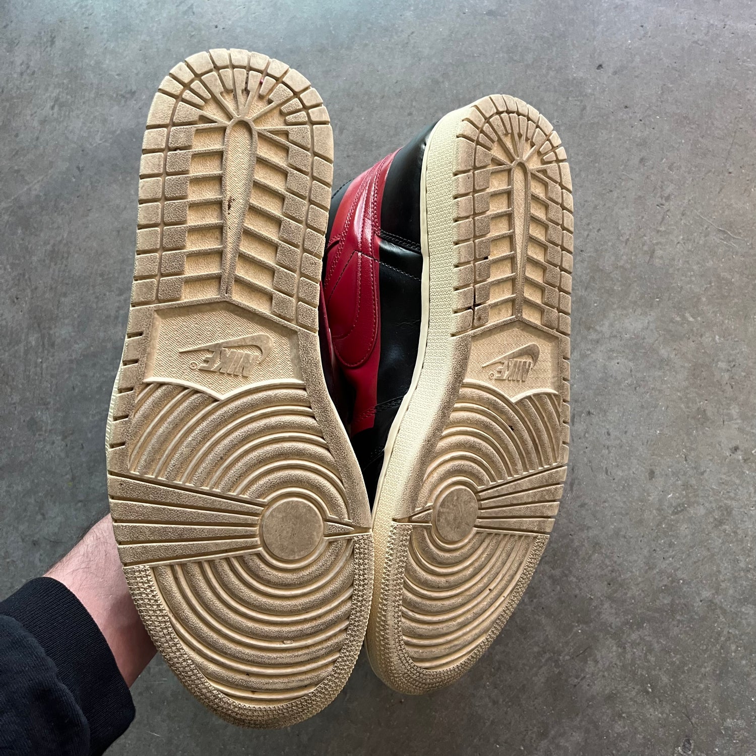 13 Used Jordan 1 Defiant Couture