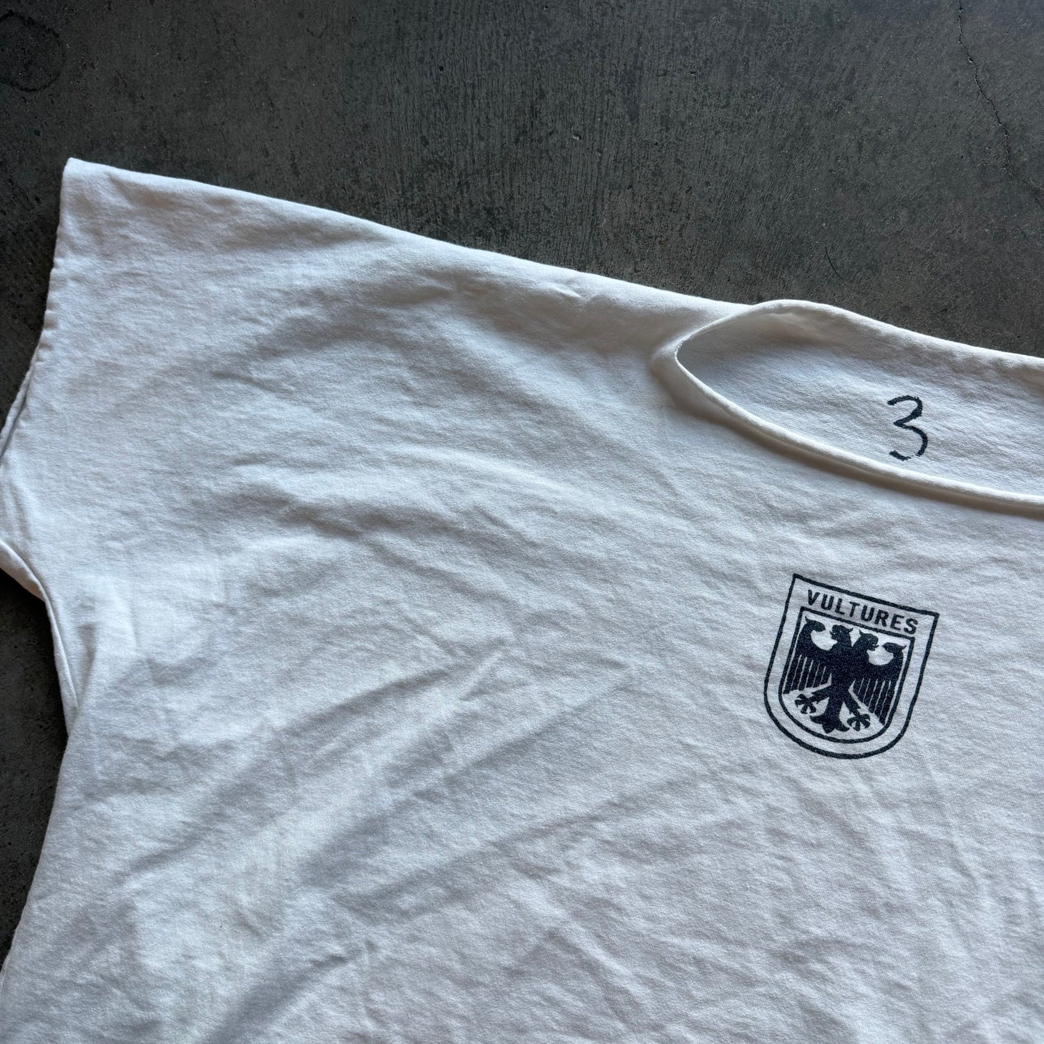 XL White Vultures Tee