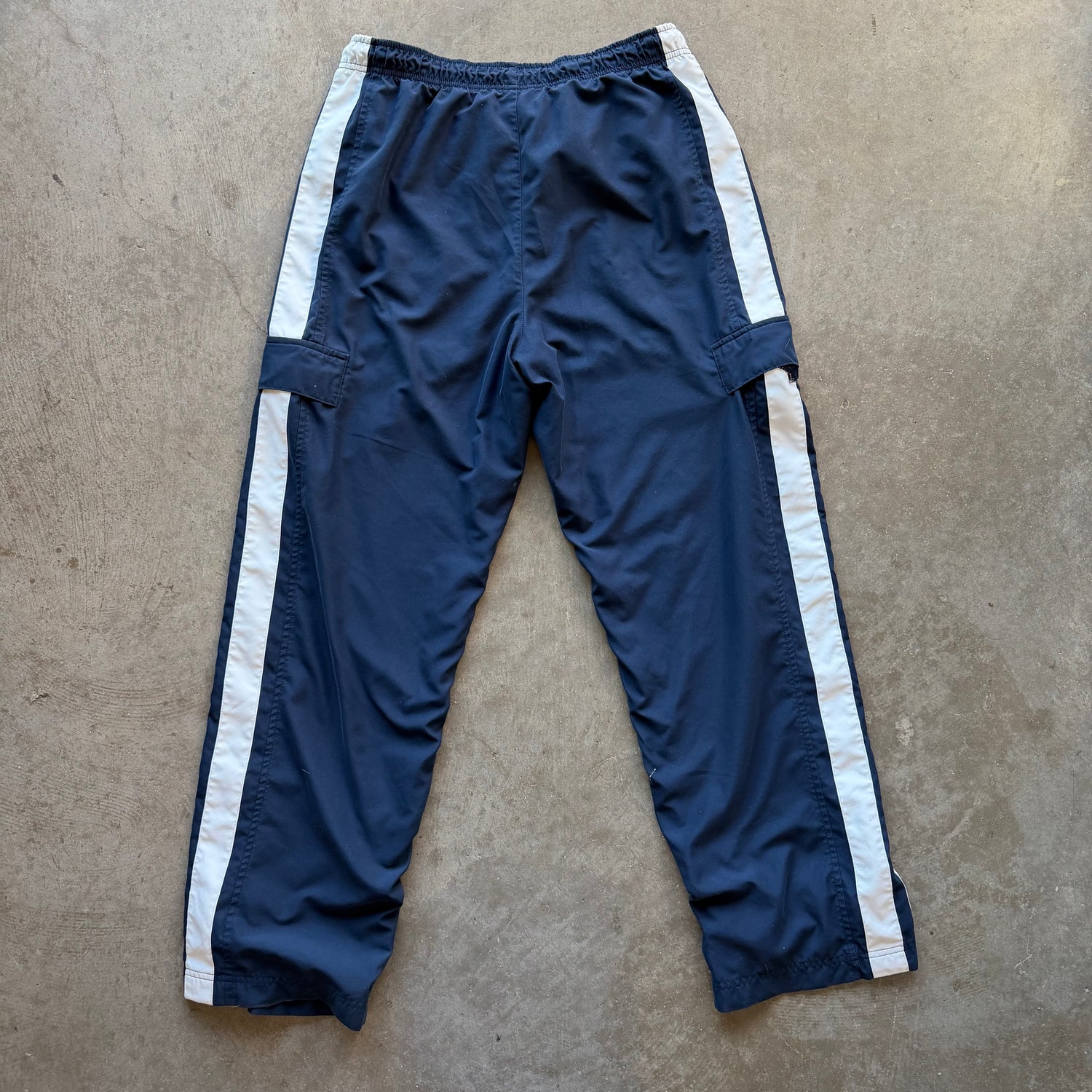 M 00s Navy Nike Track Pants