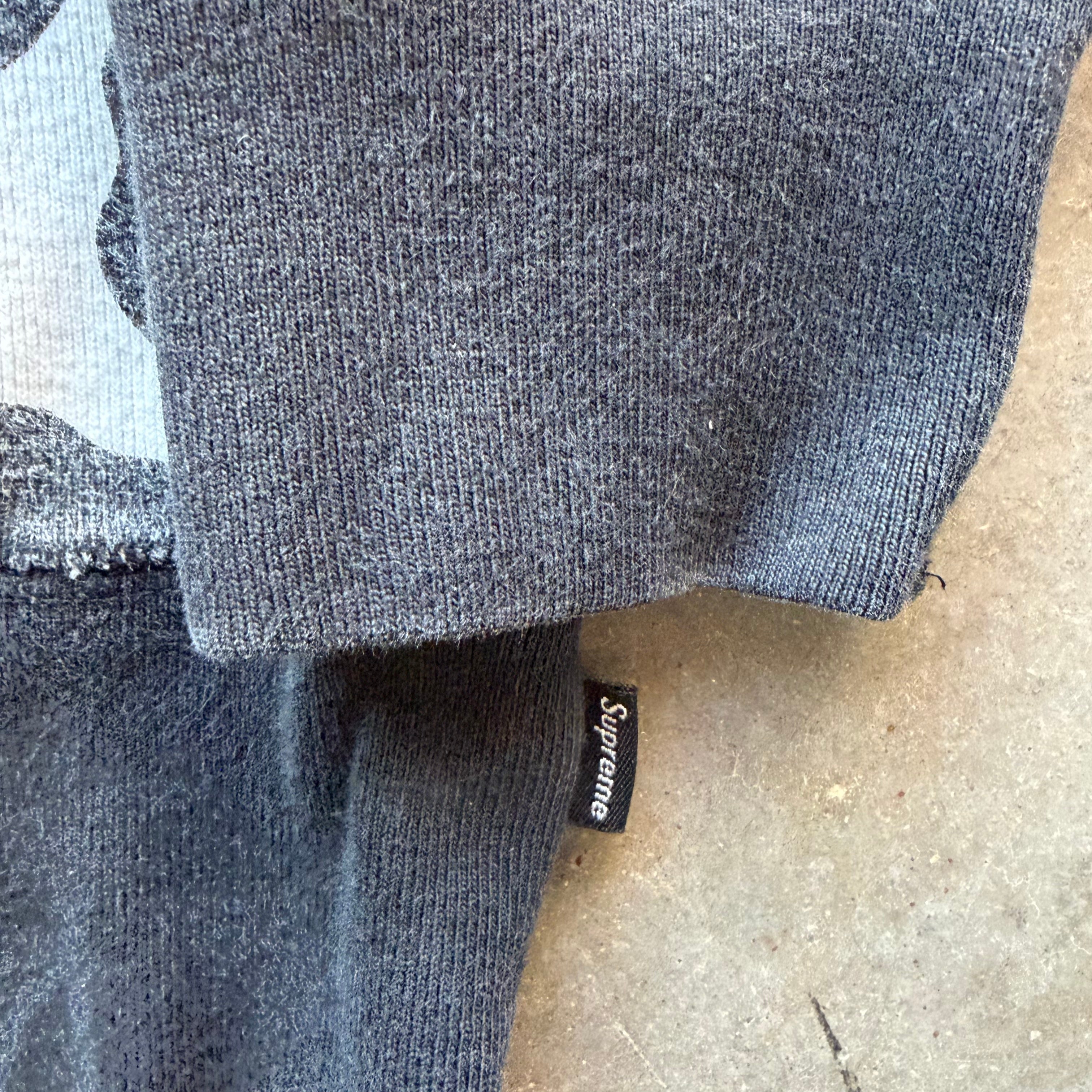 M 2015 Supreme Red Camo Box Logo