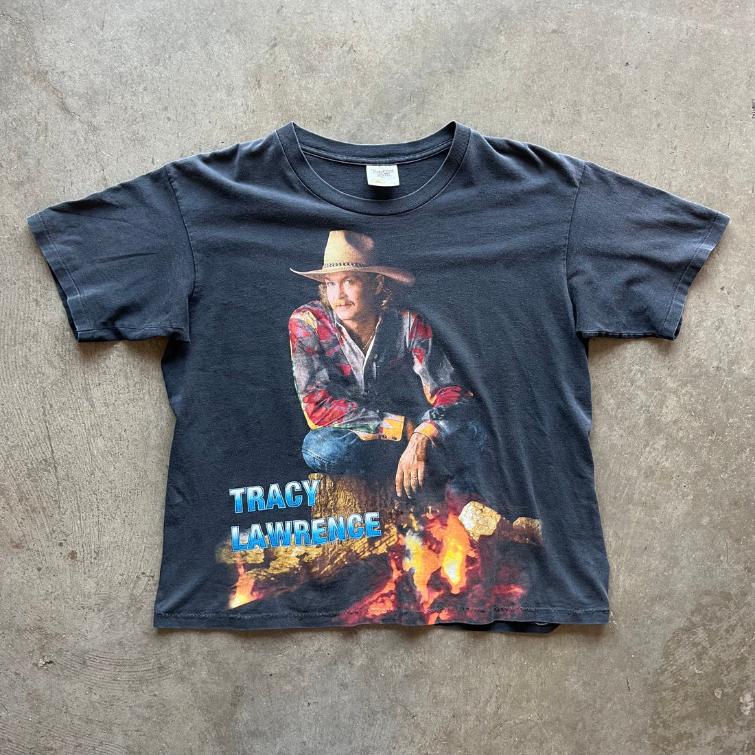 L 90s Tracy Lawrence Tee