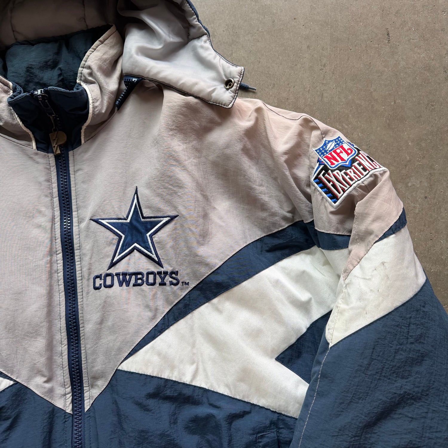 XL 90s Dallas Cowboys Hooded Puff Jacket
