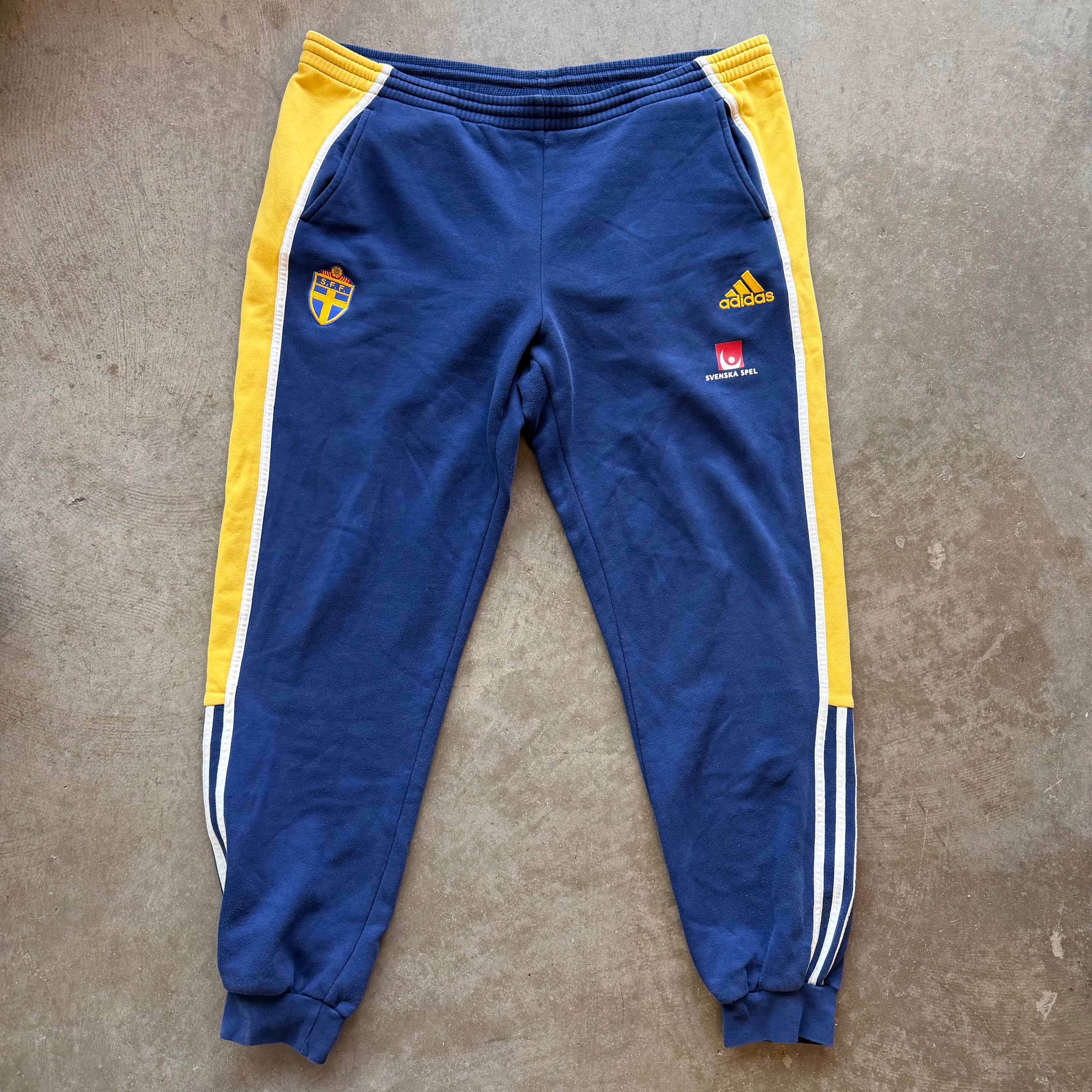 L 99 Team Sweden Soccer Pants