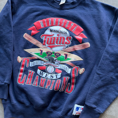 L 91 Twins Crewneck