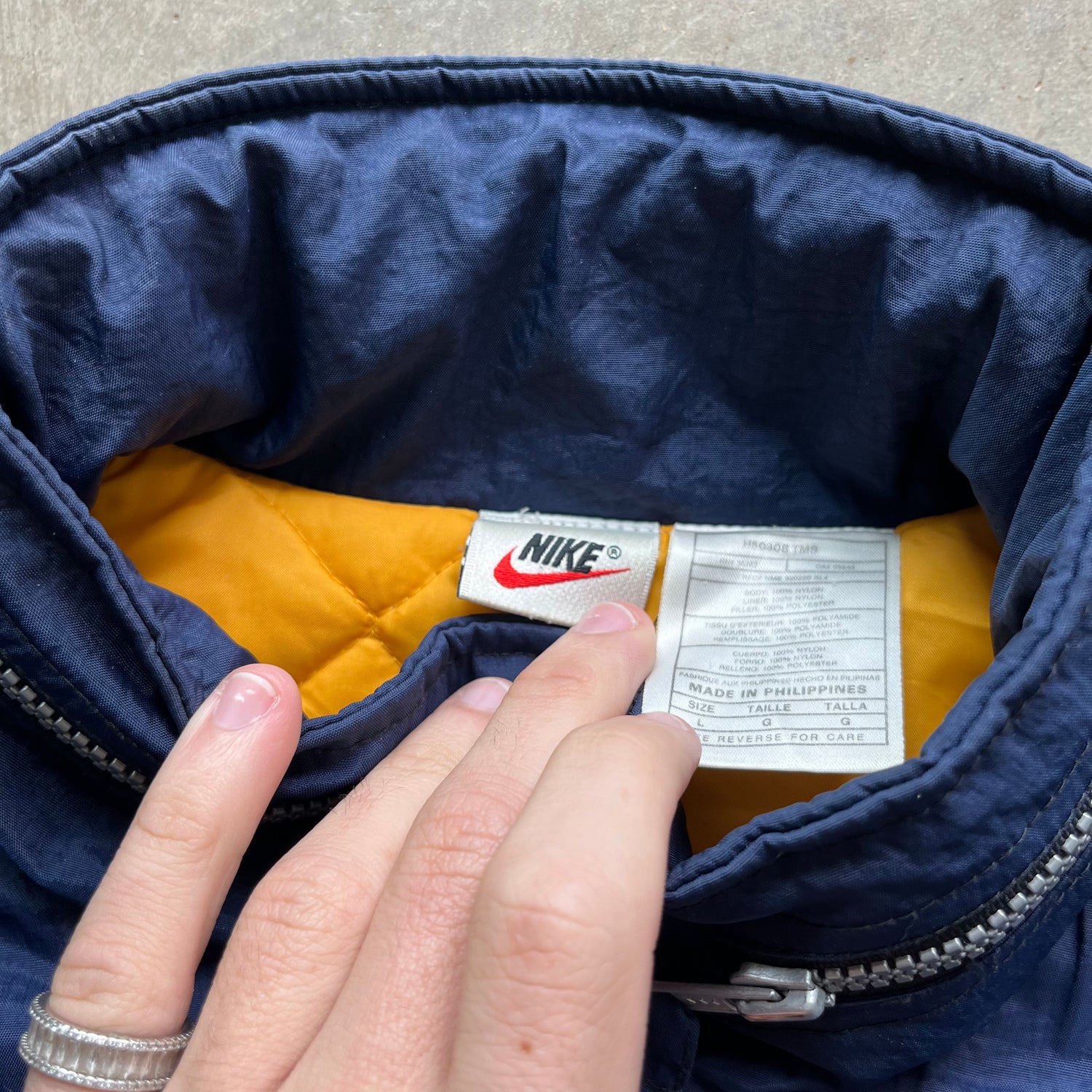 L 90s Nike Trenchcoat