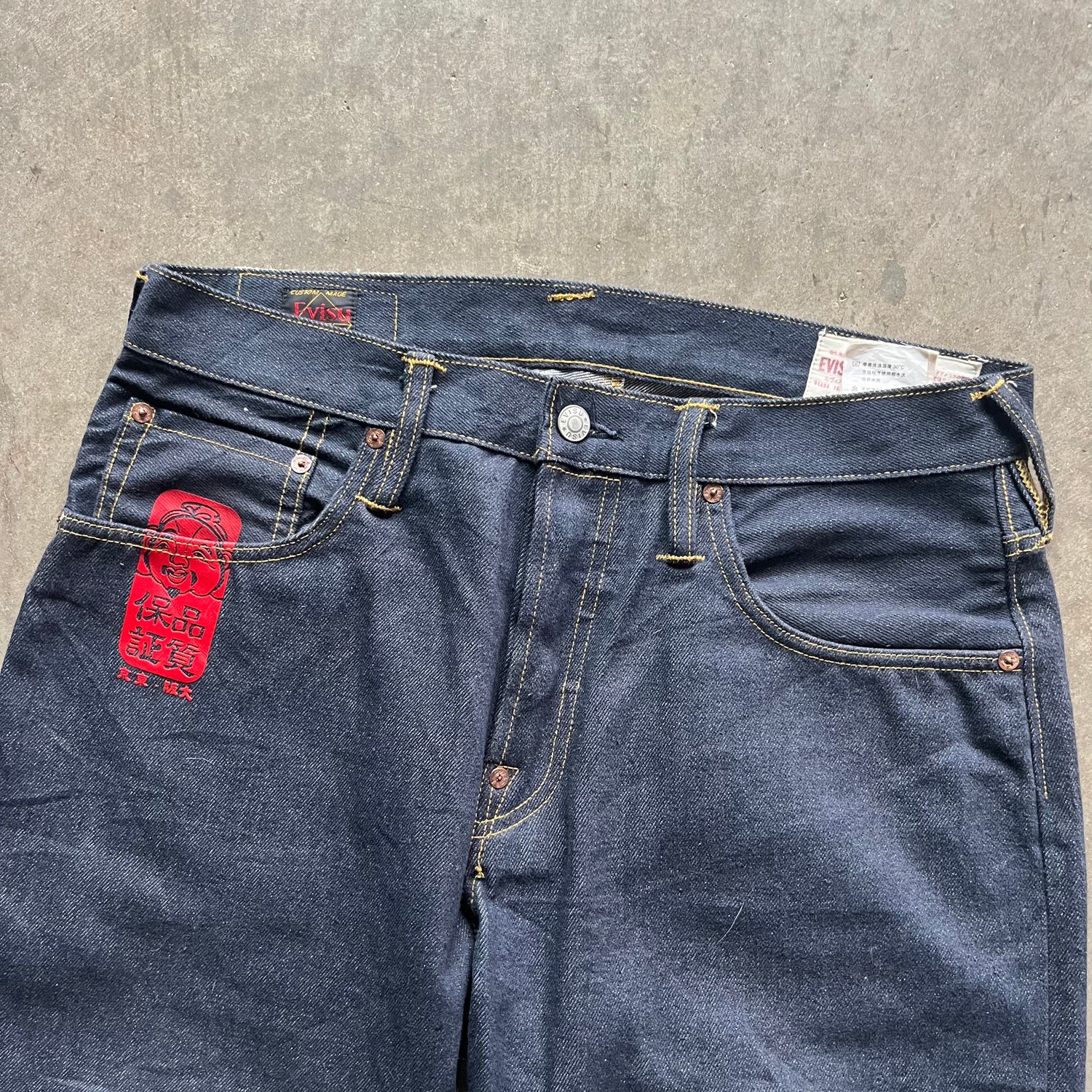 32x31 00s Gold Evisu Jeans