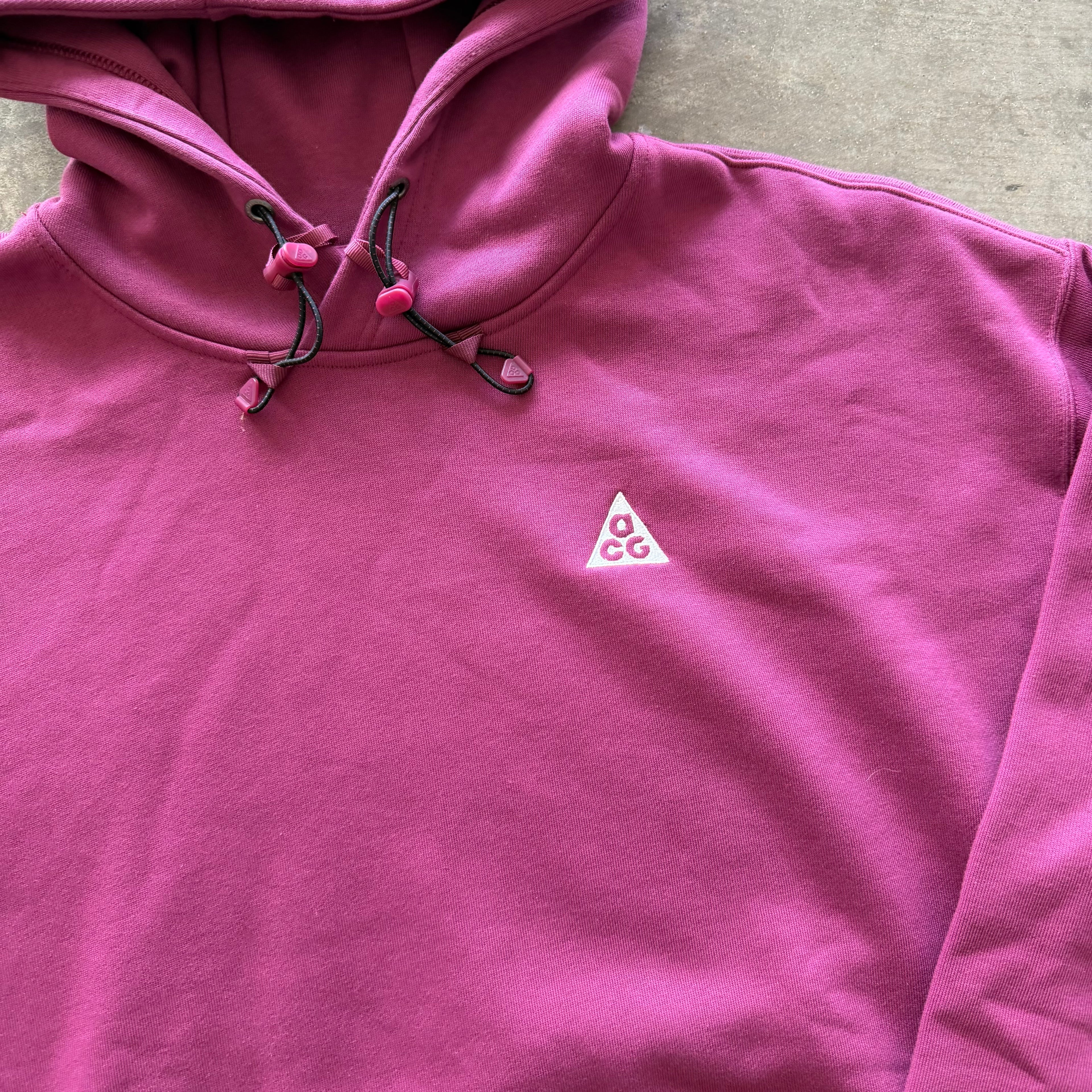 M Nike ACG Hoodie Purple