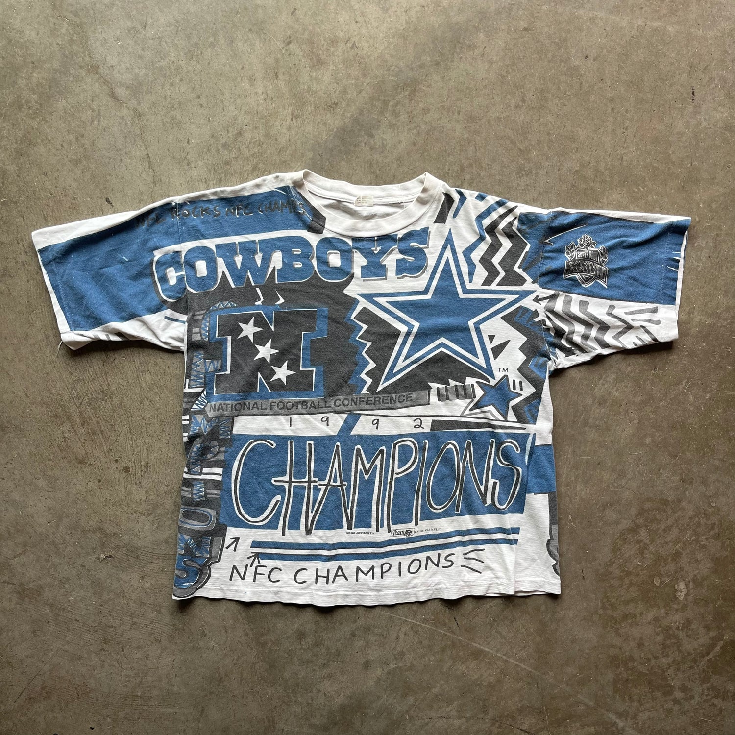 XXL 92 All over print Cowboys Tee