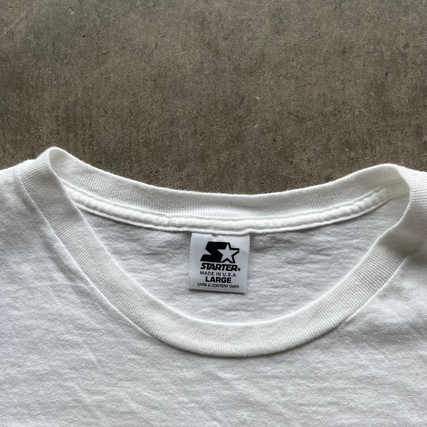 L 98 Chicago Bulls 3 Peat Tee