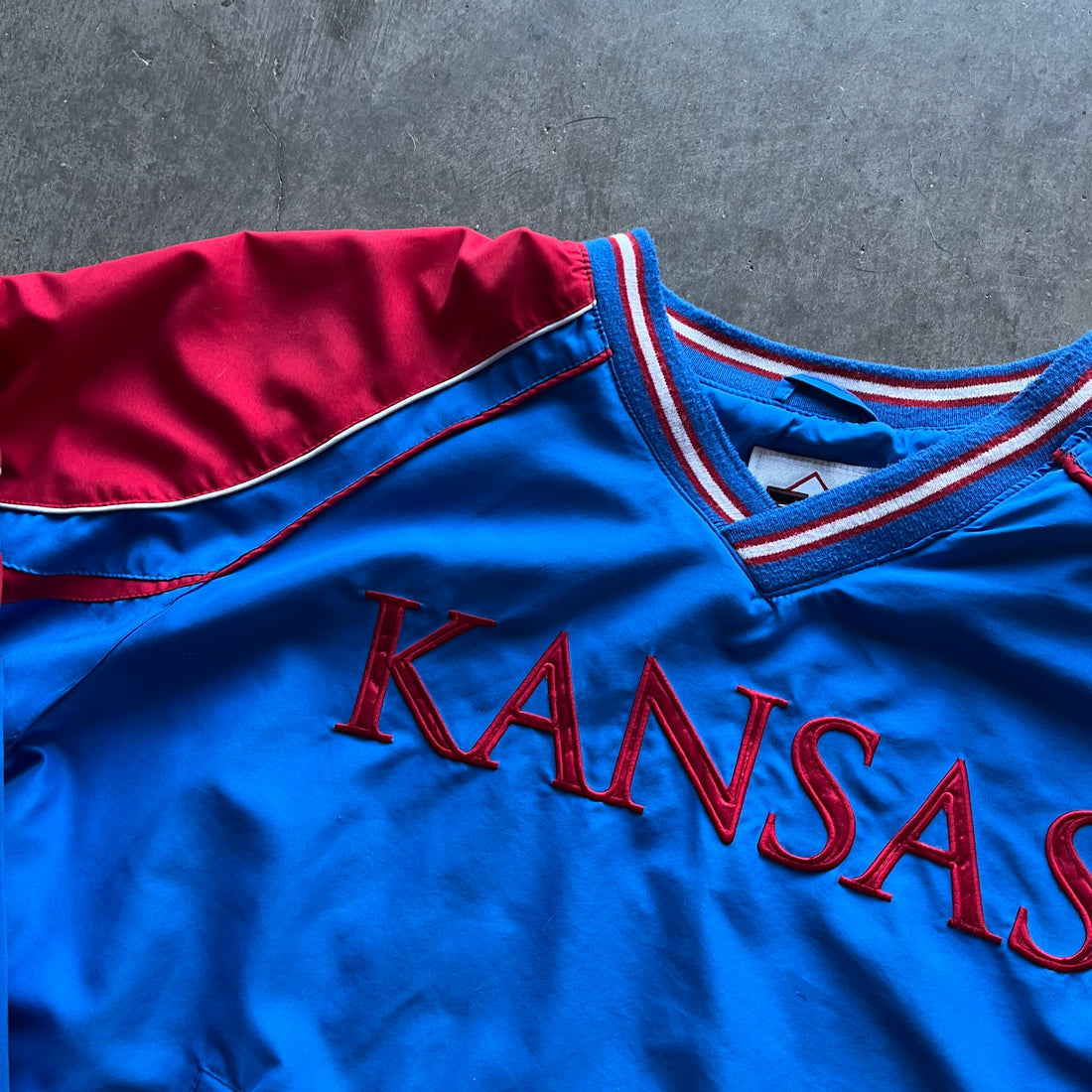 XXL 00s Kansas Pullover