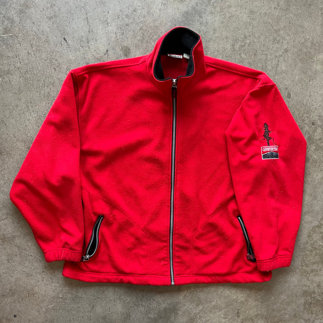 L 90s Marlboro Gecko Fleece