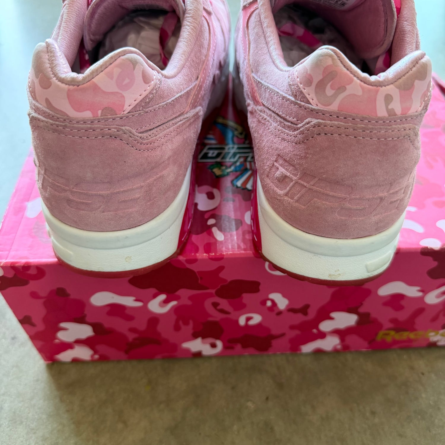 12 Used Reebok Camron Ventilator