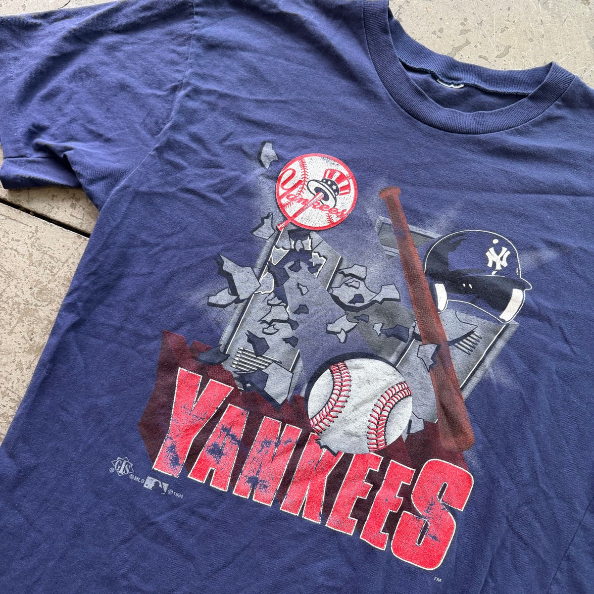 L 1994 Yankees Tee