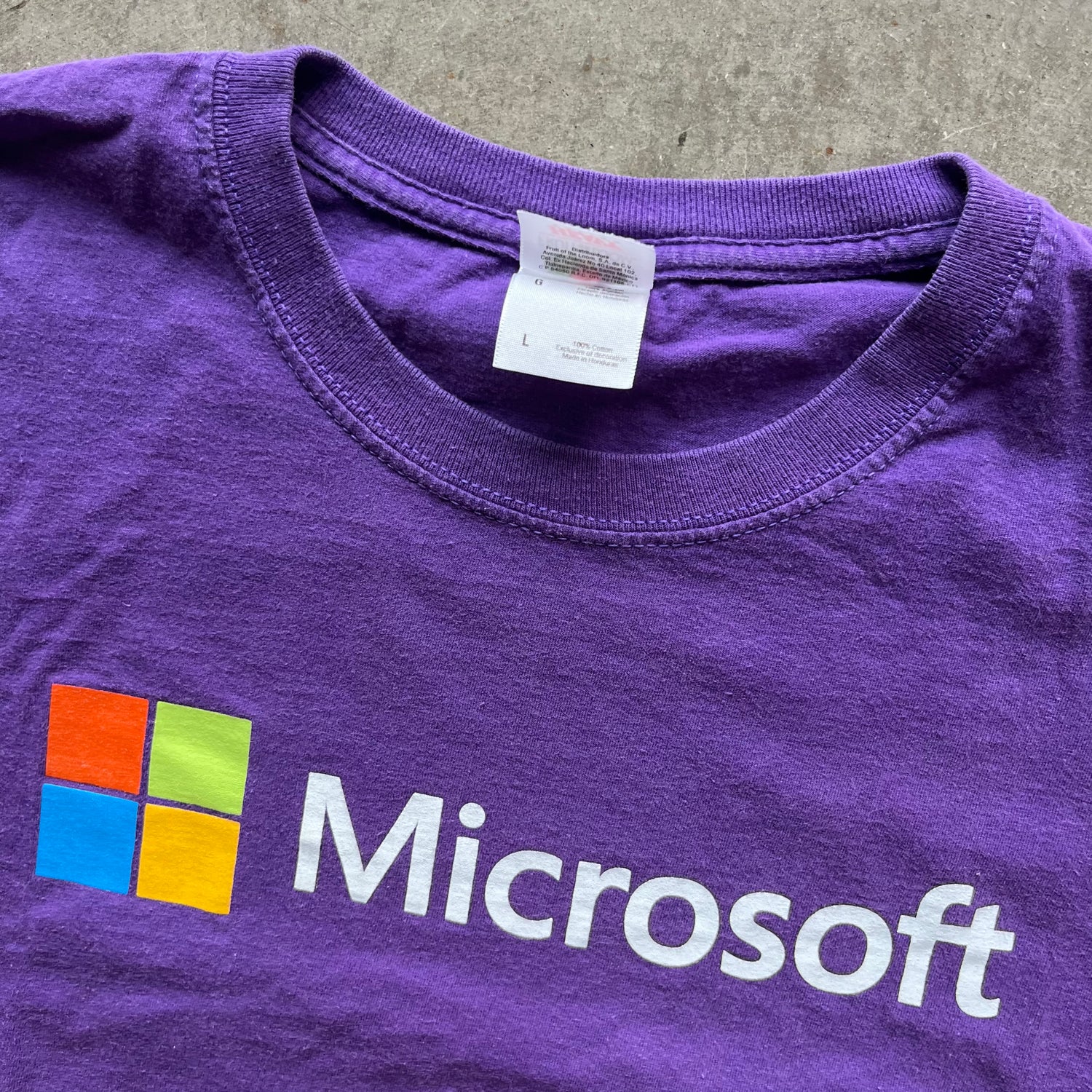 L 00s Microsoft Tee