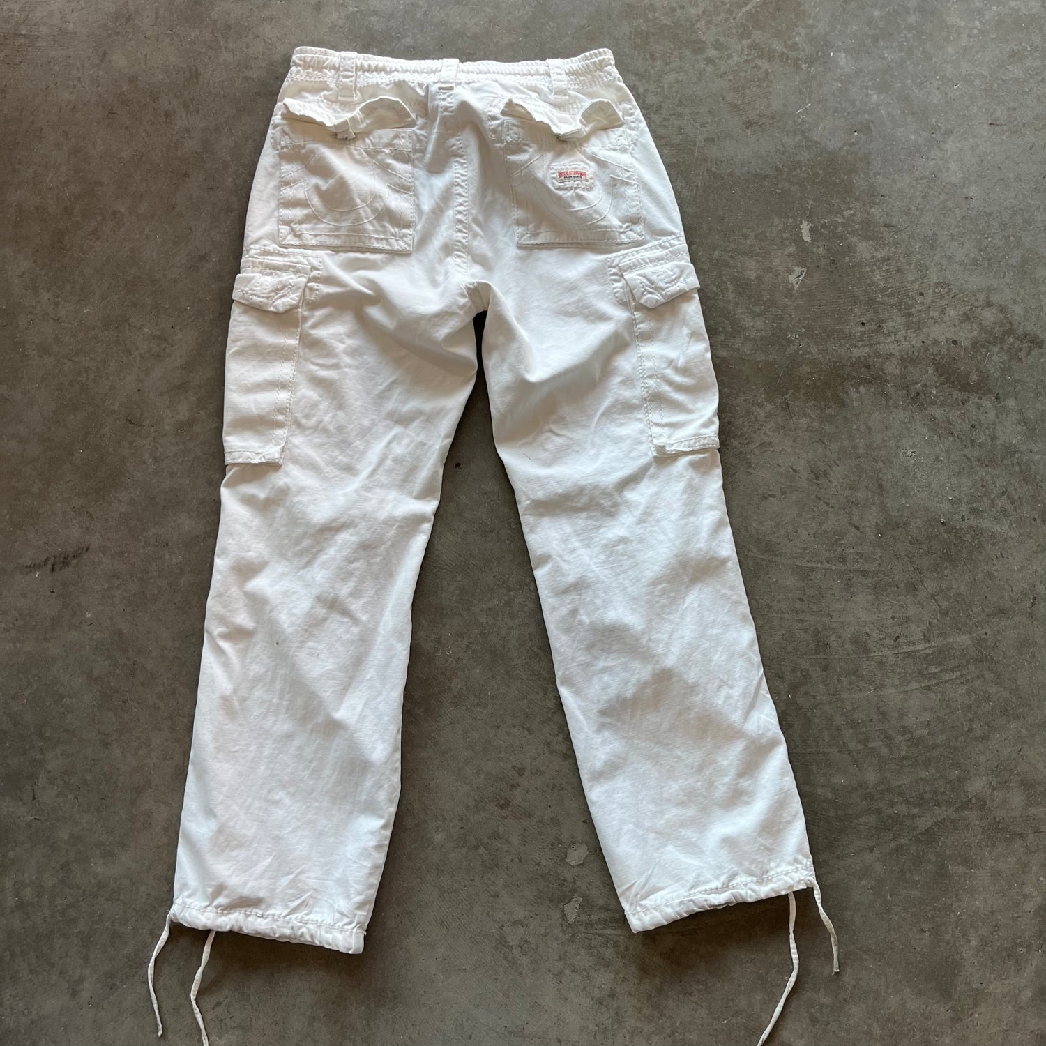 34x34 White True Religion Cargo Pants