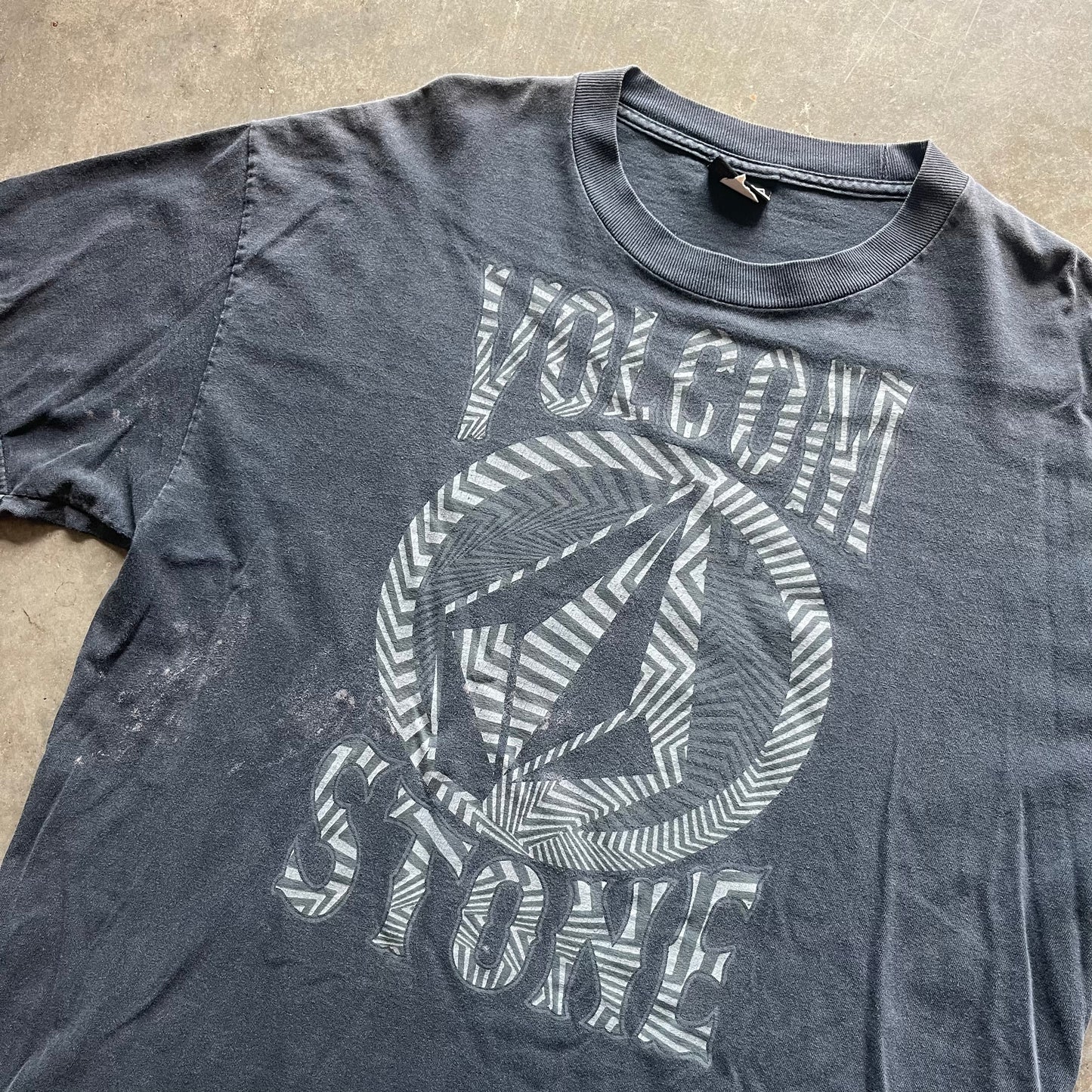 XL Y2K Volcom Tee