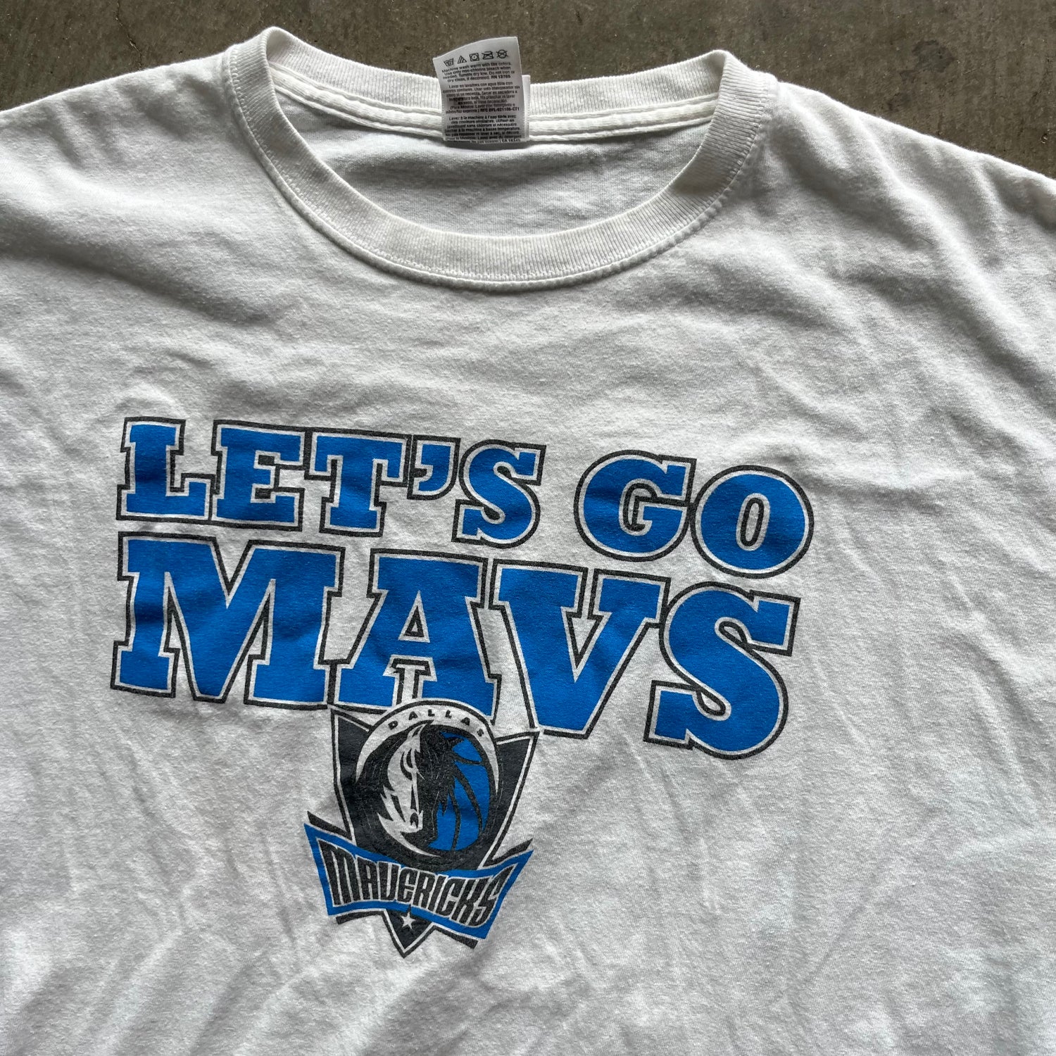 XL 00s Mavs Tee