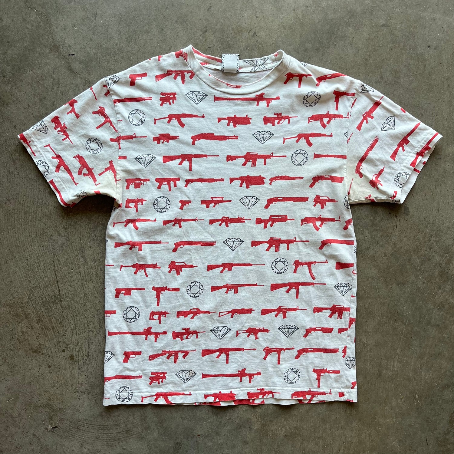 L Y2K Guns and Diamonds Tee