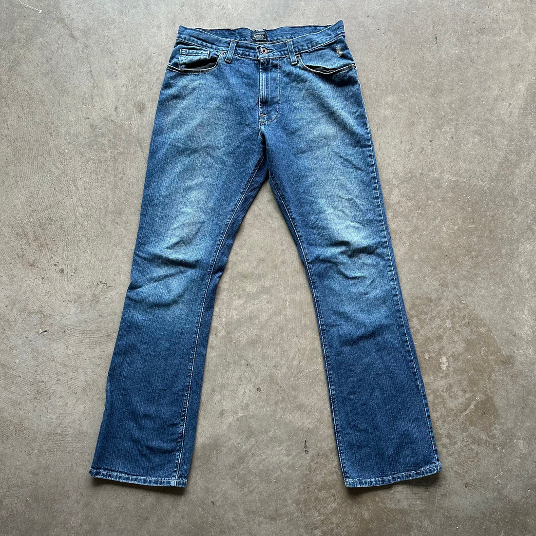 33x33 Y2K Von Dutch Jeans