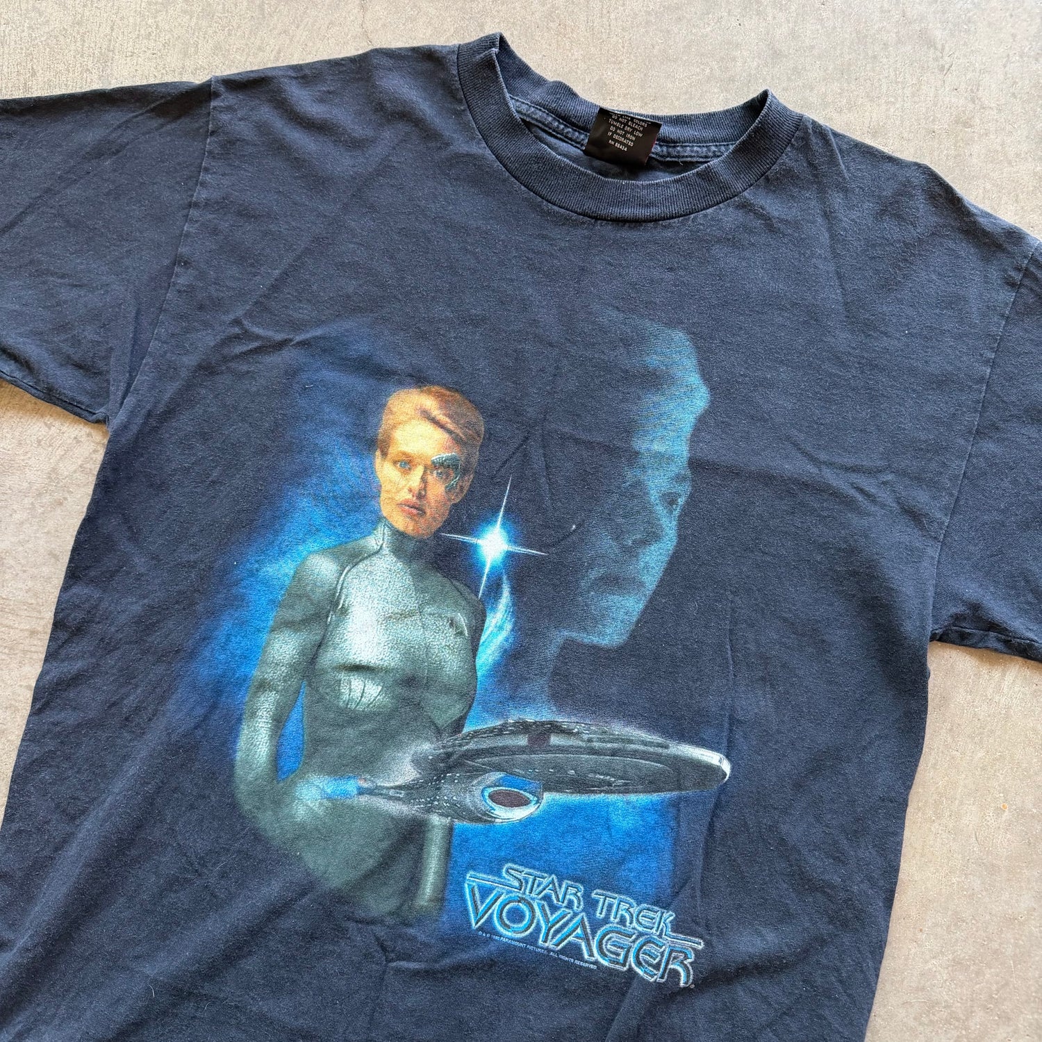 L 90s Star Trek Voyager Tee