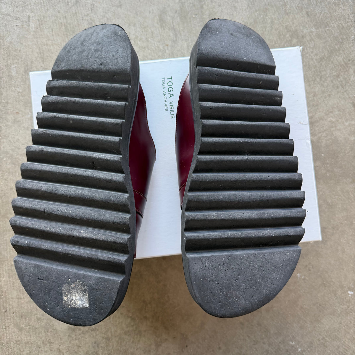 11 Toga Virilis Buckle Slide