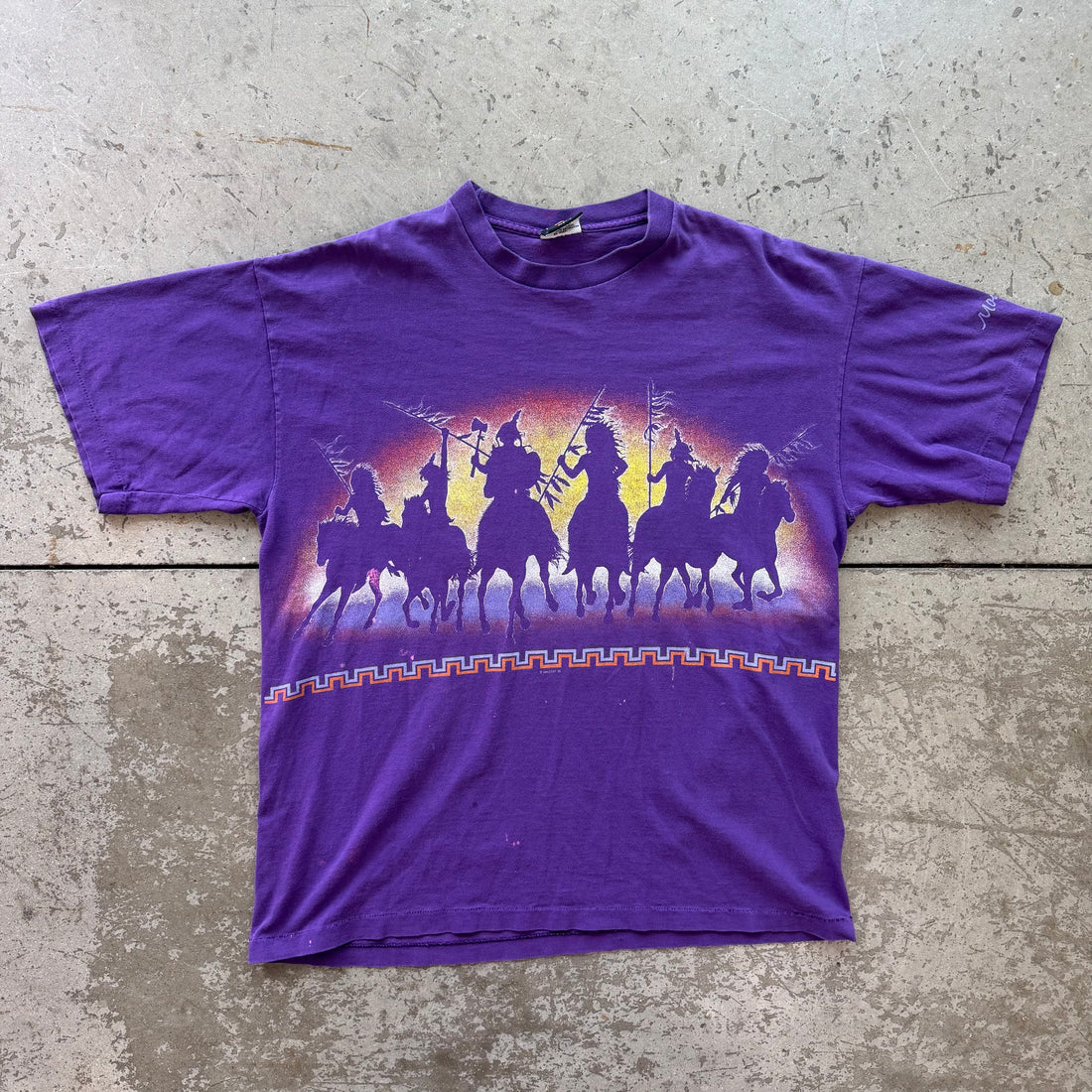 L 90s Native American Tee