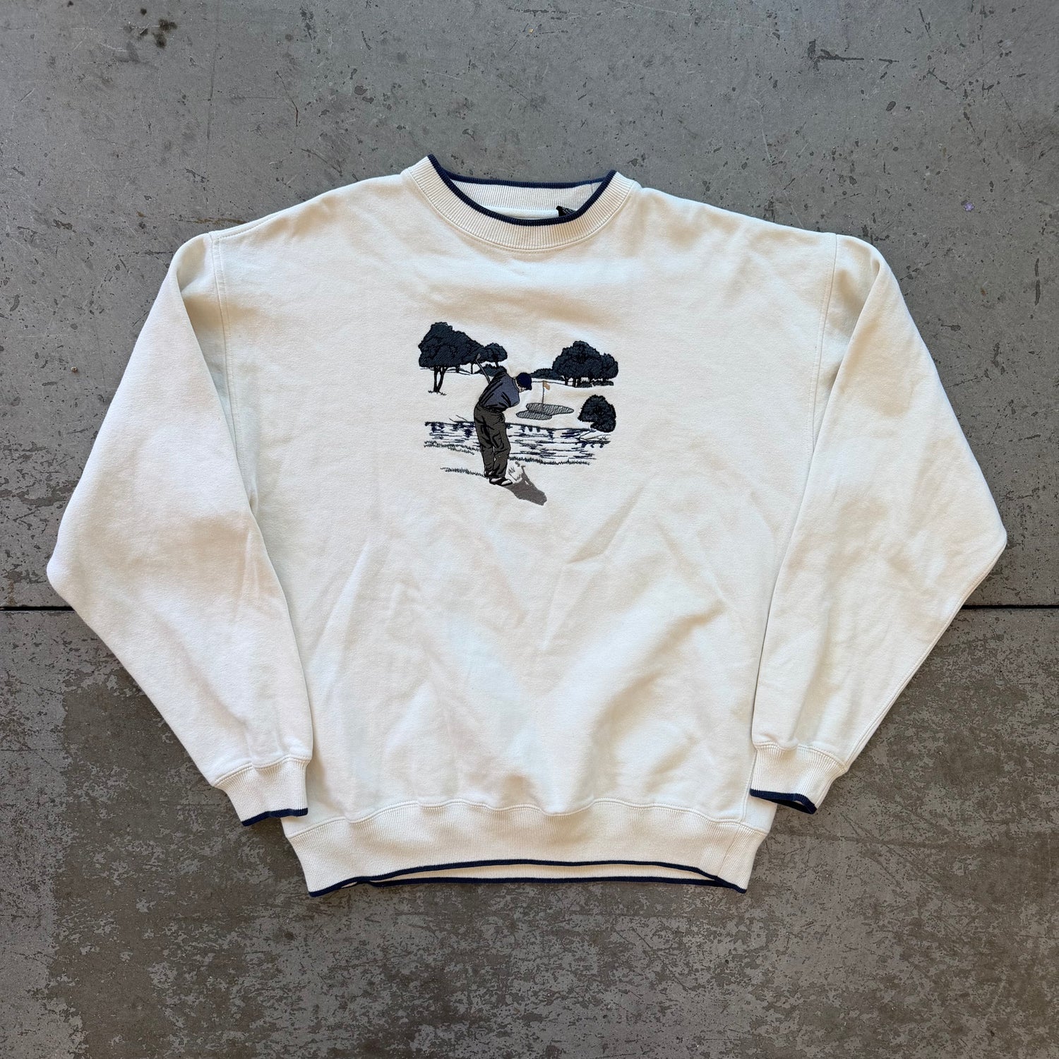 L 00s Golf Crewneck