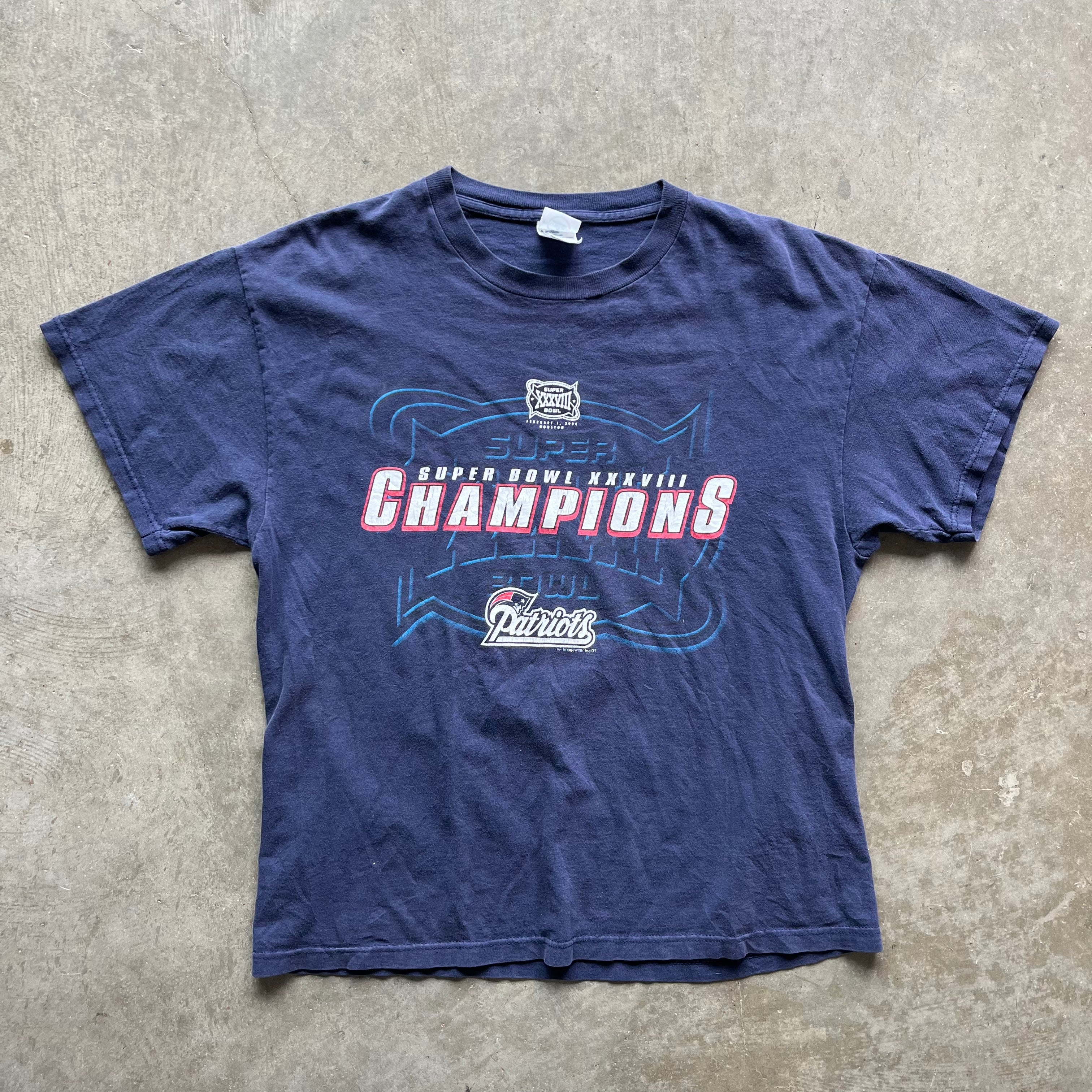 L 04 Patriots Super Bowl Tee