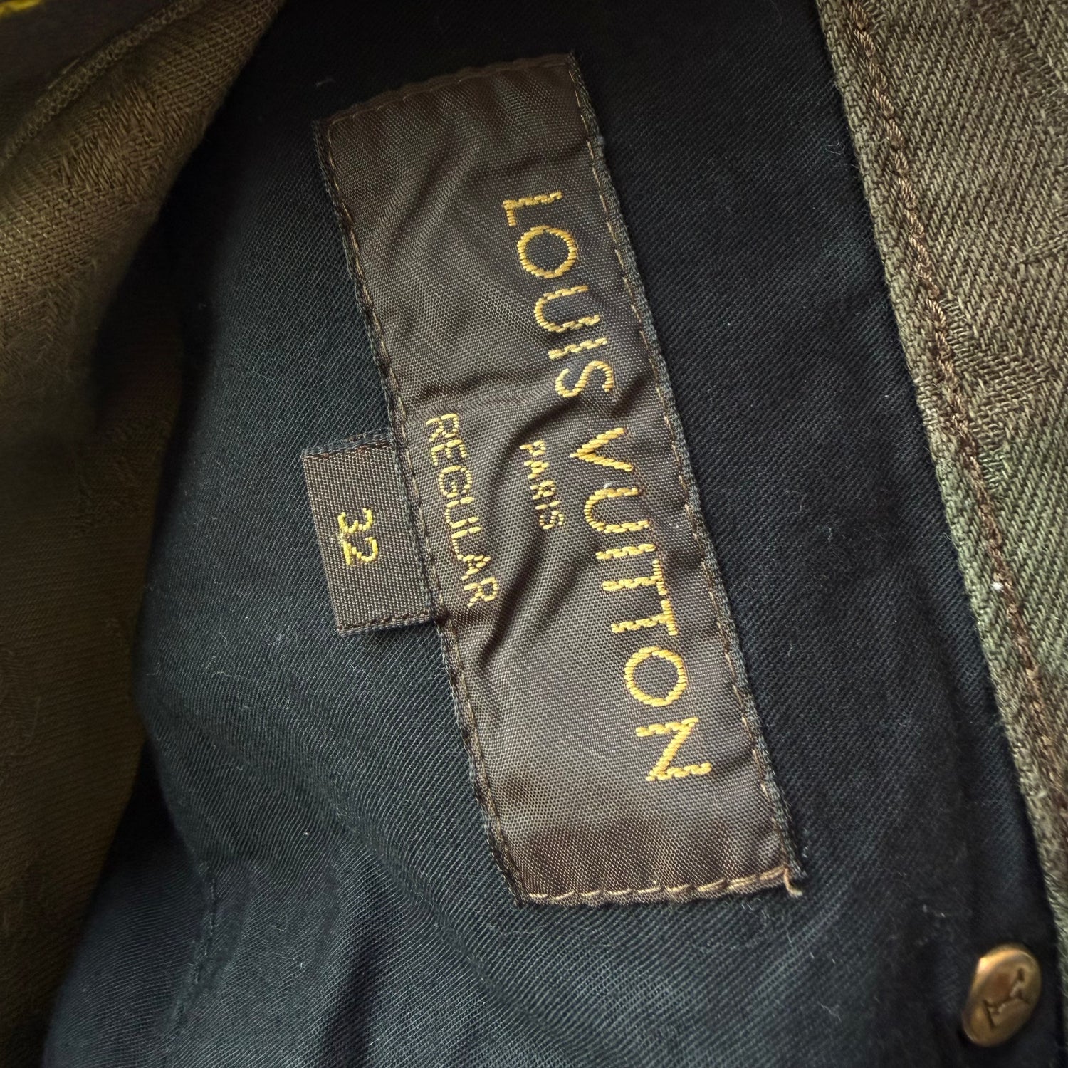 32x32 Camo Louis Vuitton Buckle Back Pants