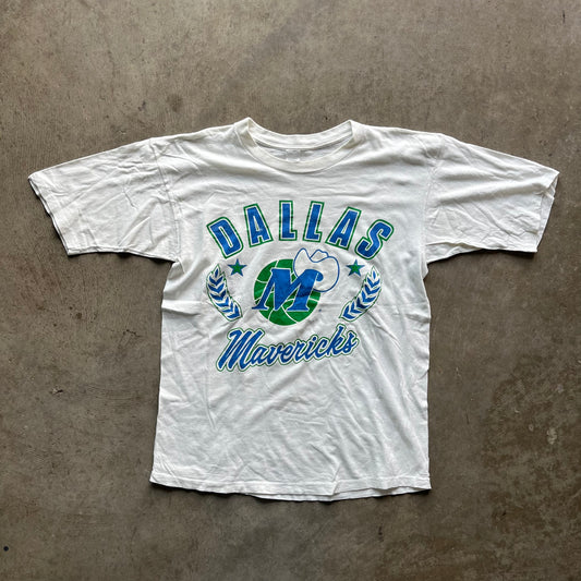L 90s Mavs Tee