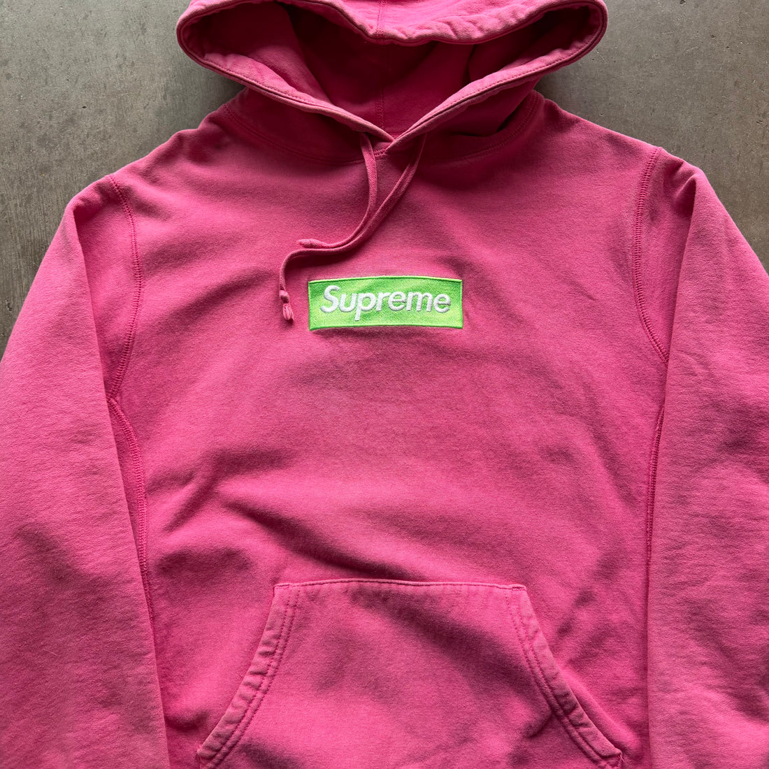 M Supreme F/W 2017 Magenta Box Logo