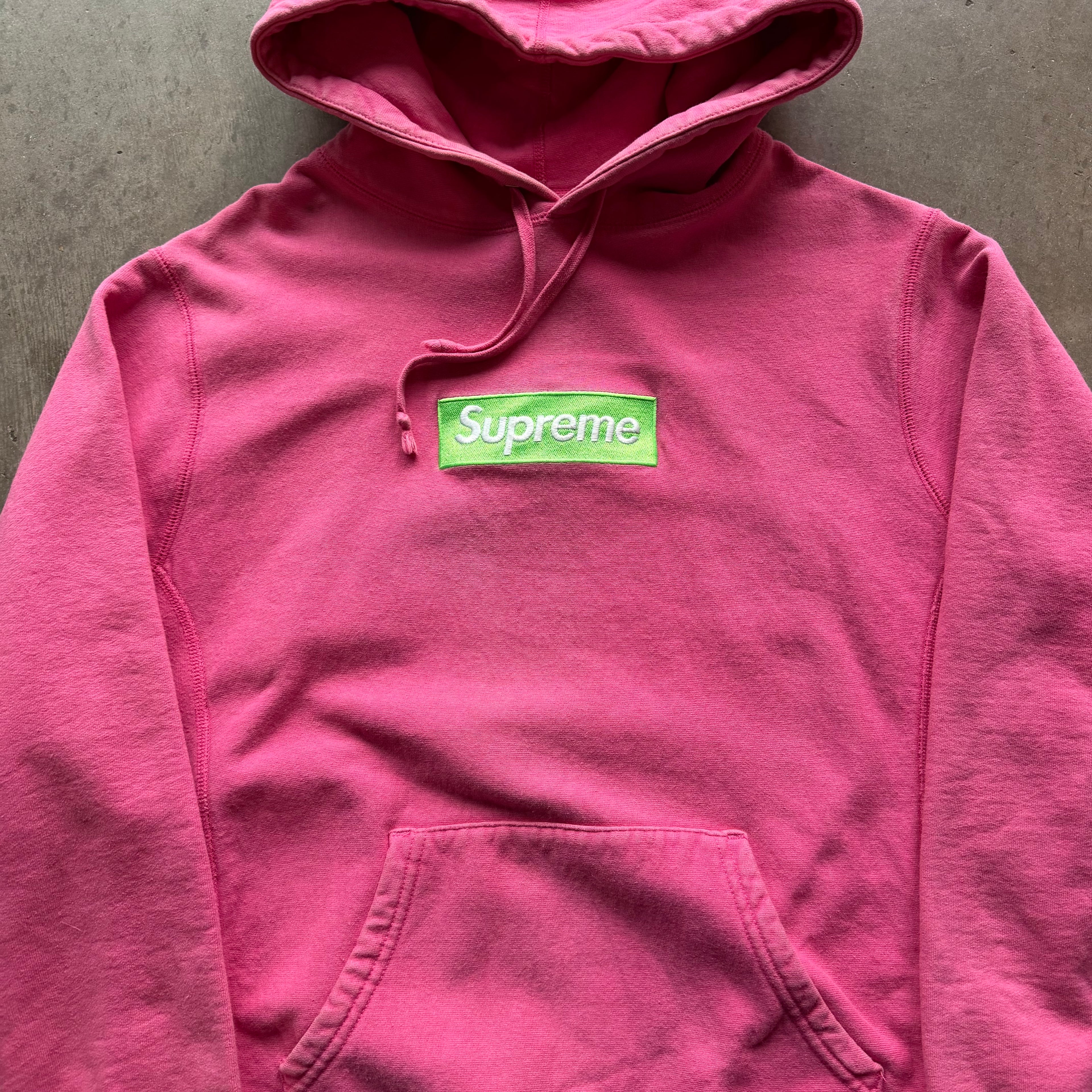 M Supreme F/W 2017 Magenta Box Logo