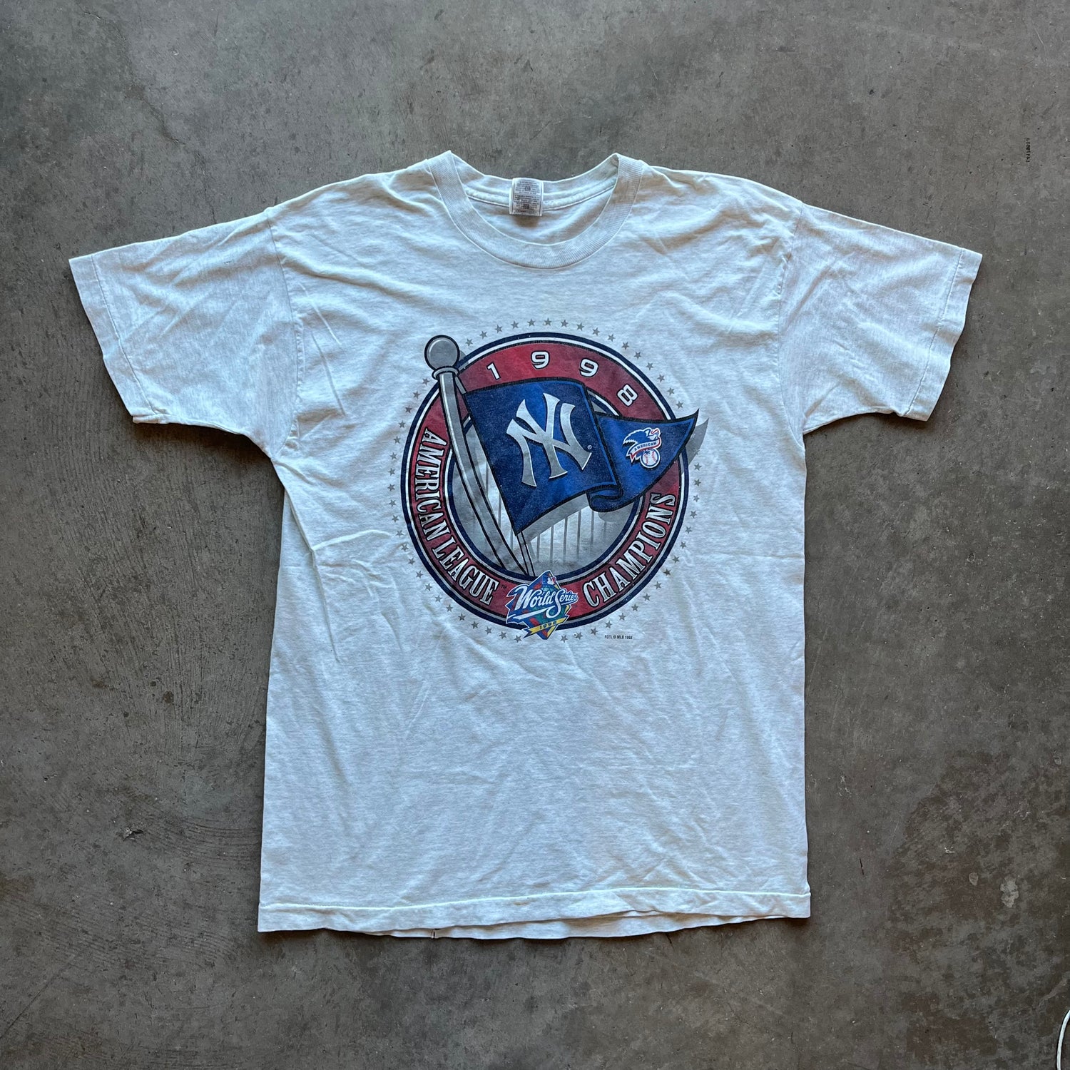 XL 95 Yankees Tee