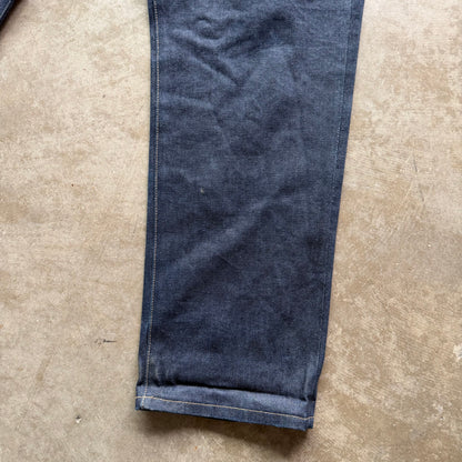 42x33 Y2K Girbaud Jeans