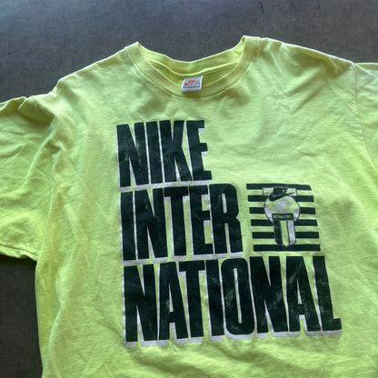 L 80s Nike International Tee