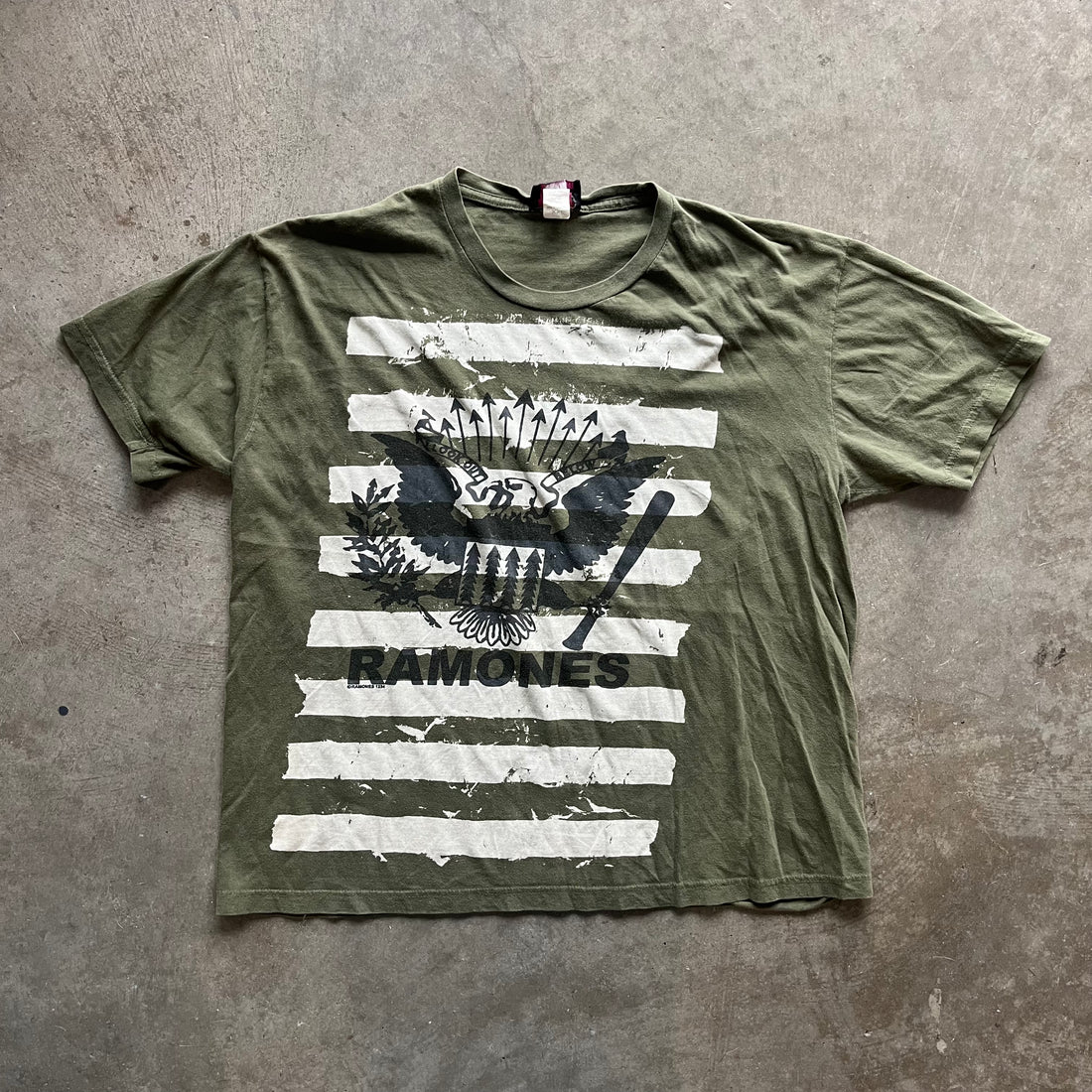 XXL 00s Ramones Tee
