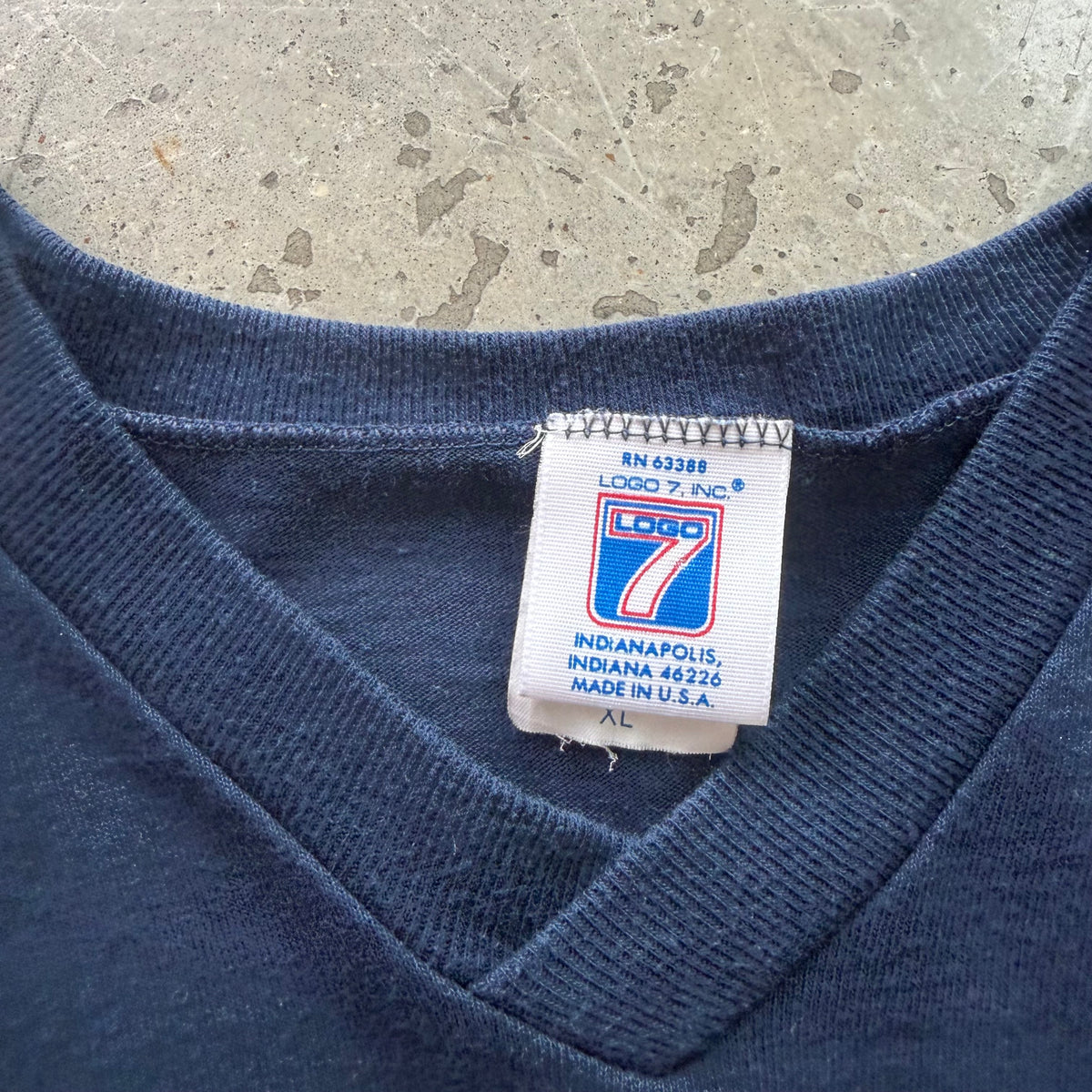 XL 90s Dallas Cowboys V-Neck Tee