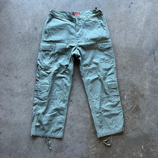 34w Supreme Cargo Pants