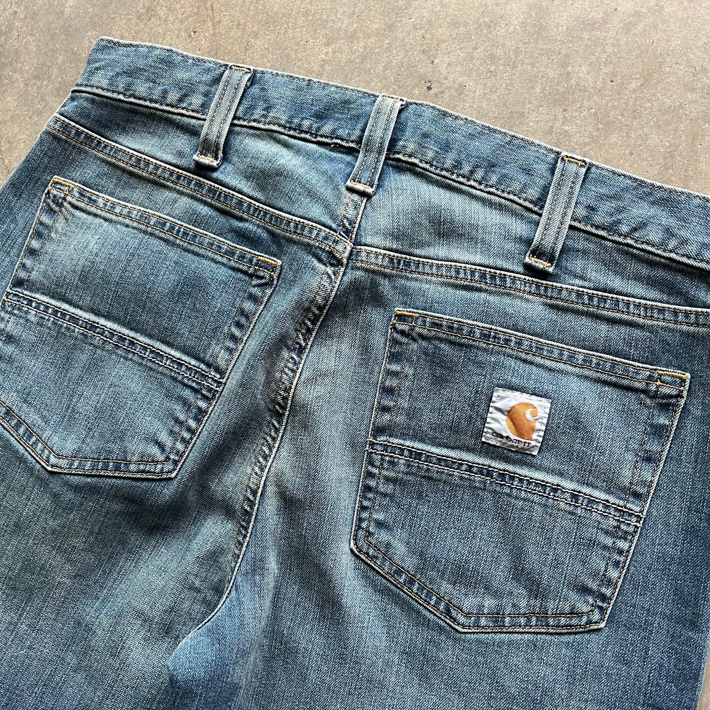 32x34 Carhartt Jeans