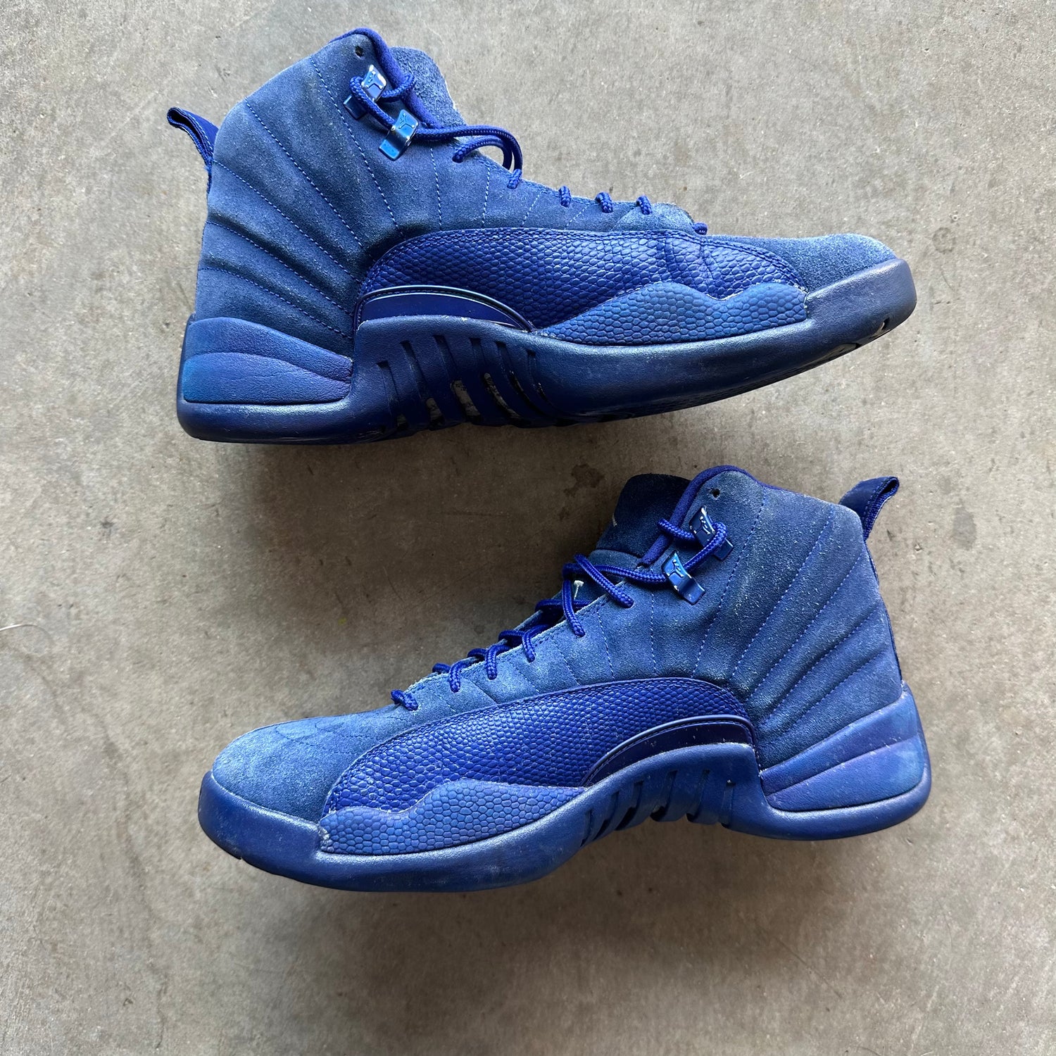 10.5 Used Jordan 12 Deep Royal
