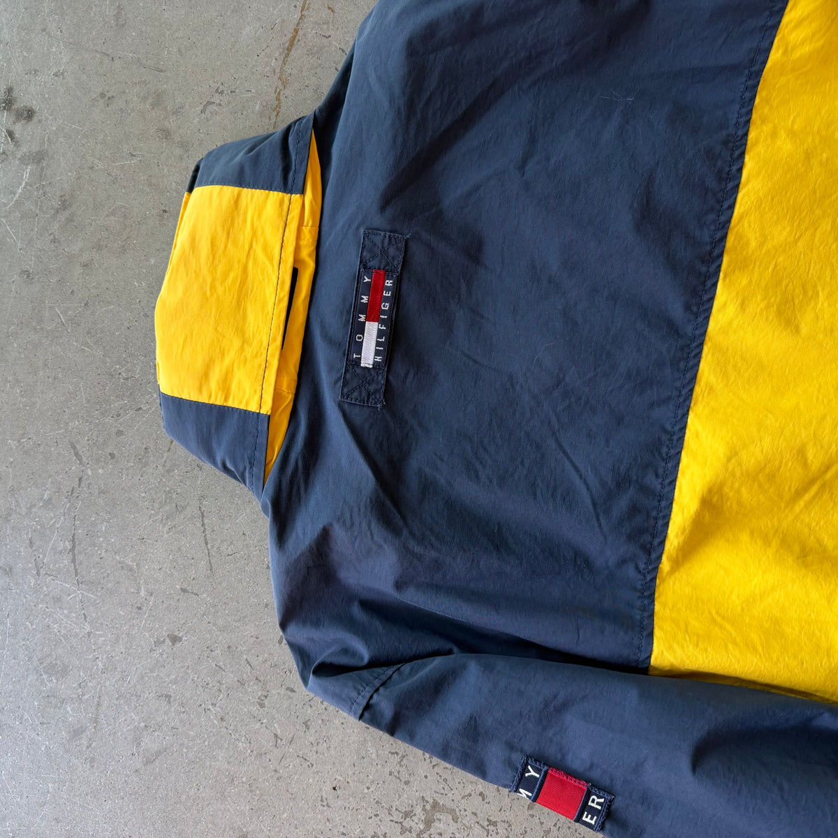 L 00s Tommy Hilfiger Yellow Jacket