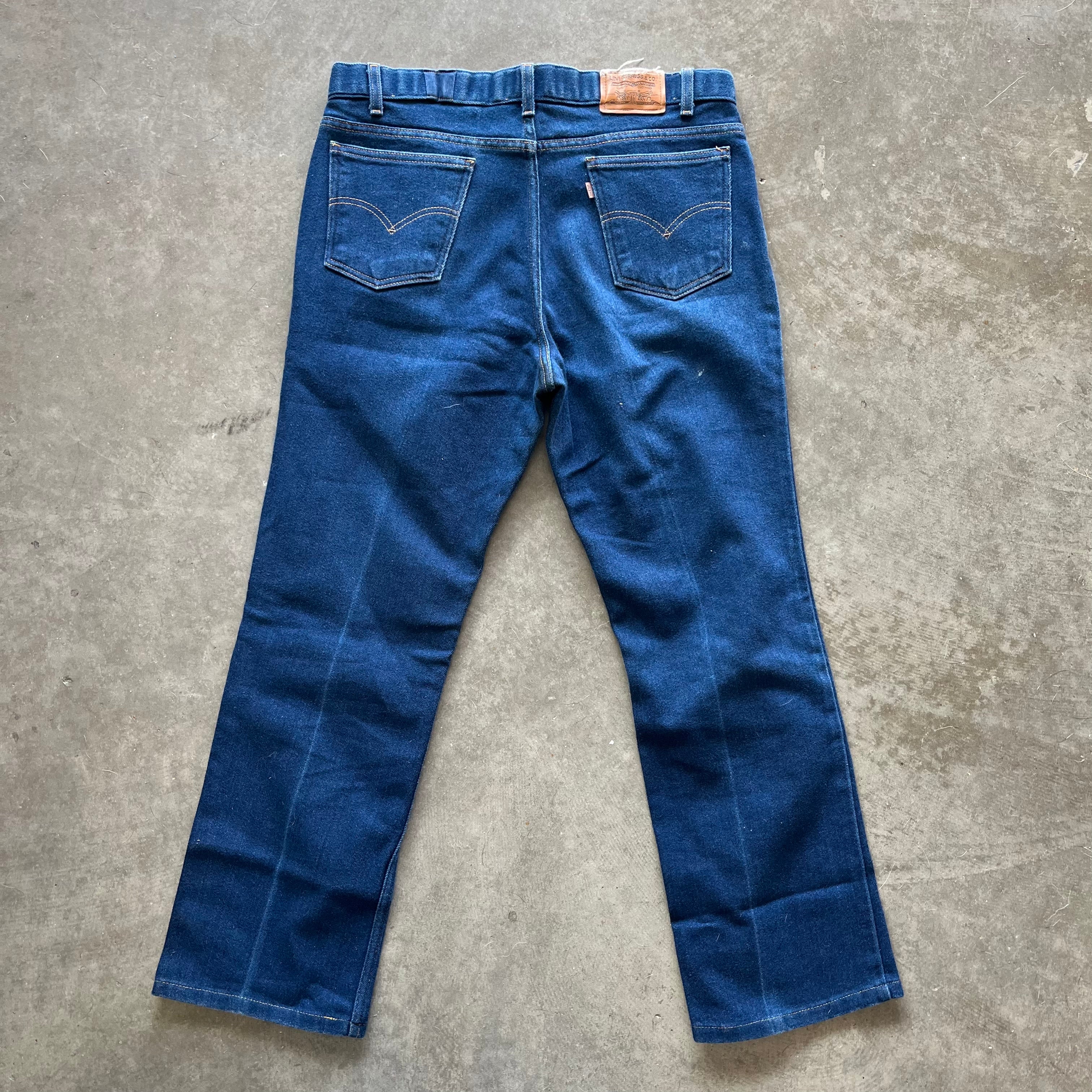 34x32 90s Brown tab Levis Jeans