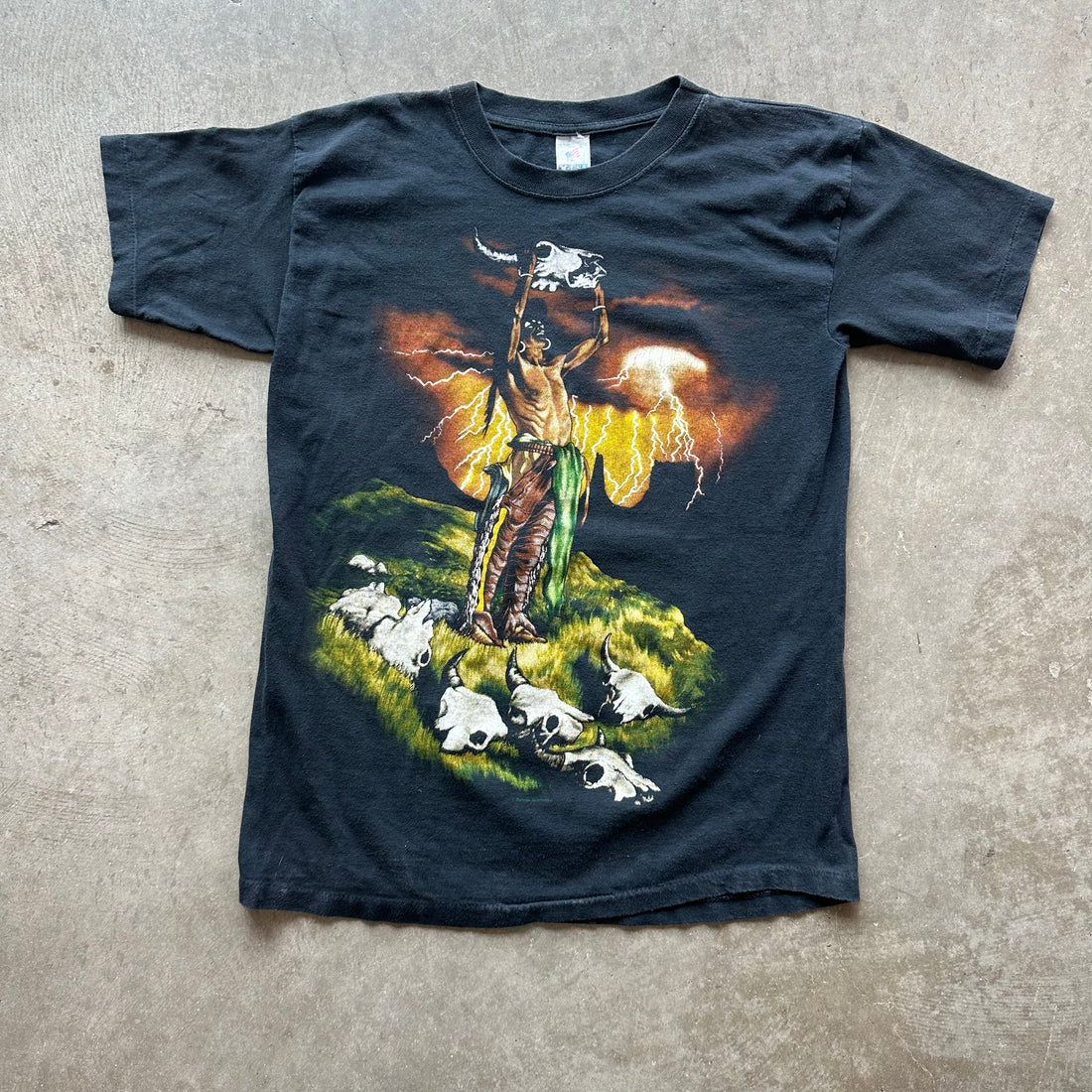 L 00s Native American Tee