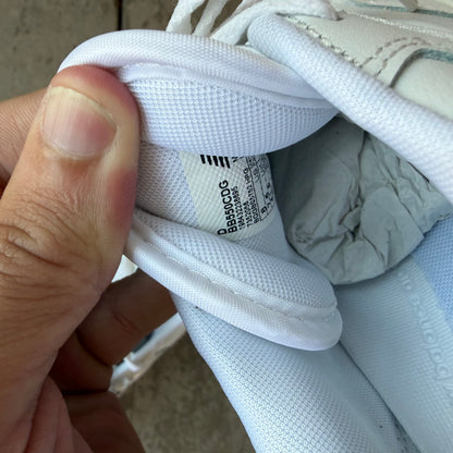8 CDG New Balance 550