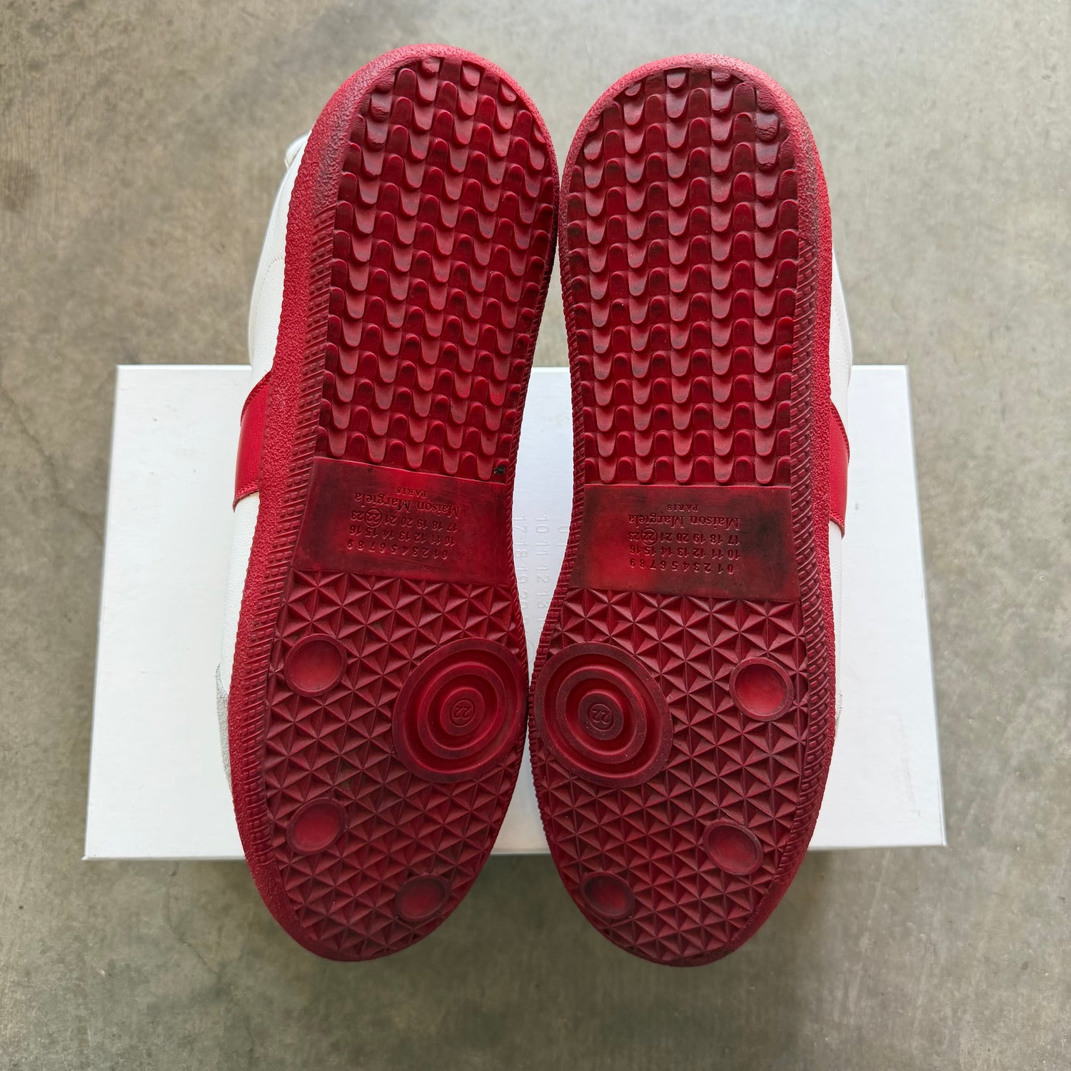 13 Maison Margiela Replica Gat Red White