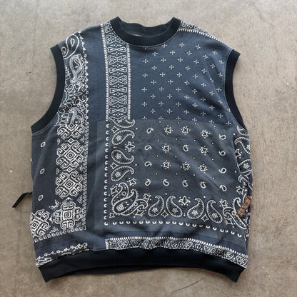 XL Kapital Sweater Vest Paisley