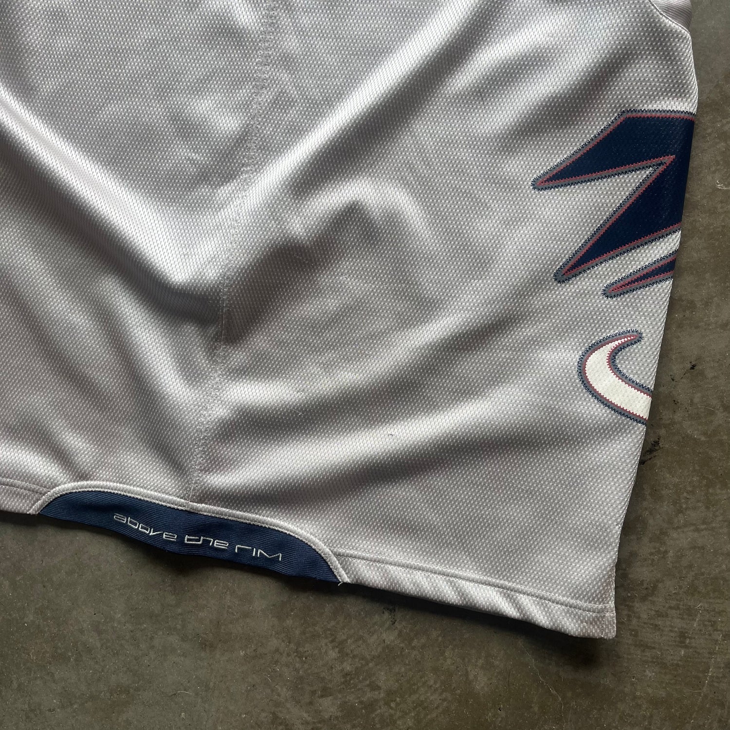 XL 00s Iverson Jersey