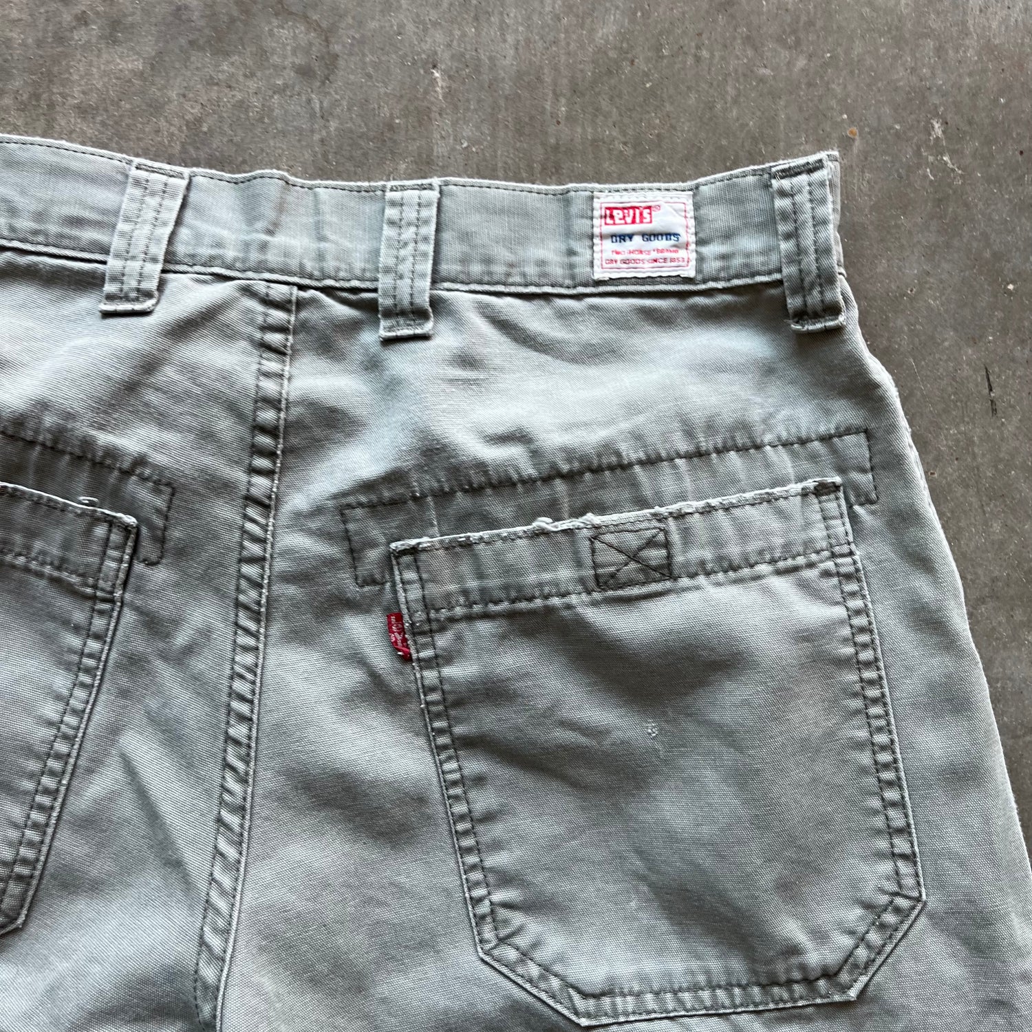 31x34 90s Levis dry Goods Bottoms